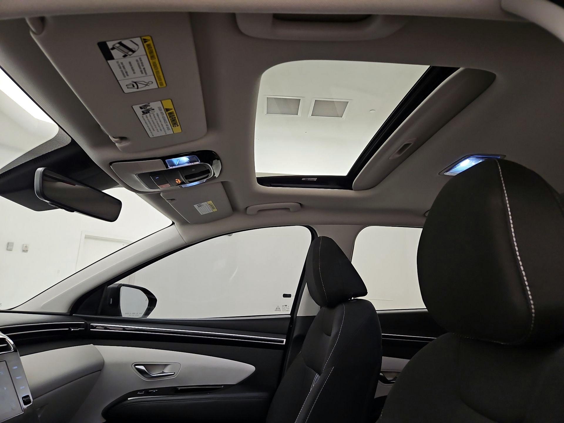 Thumbnail: 2022 Hyundai Tucson - 19