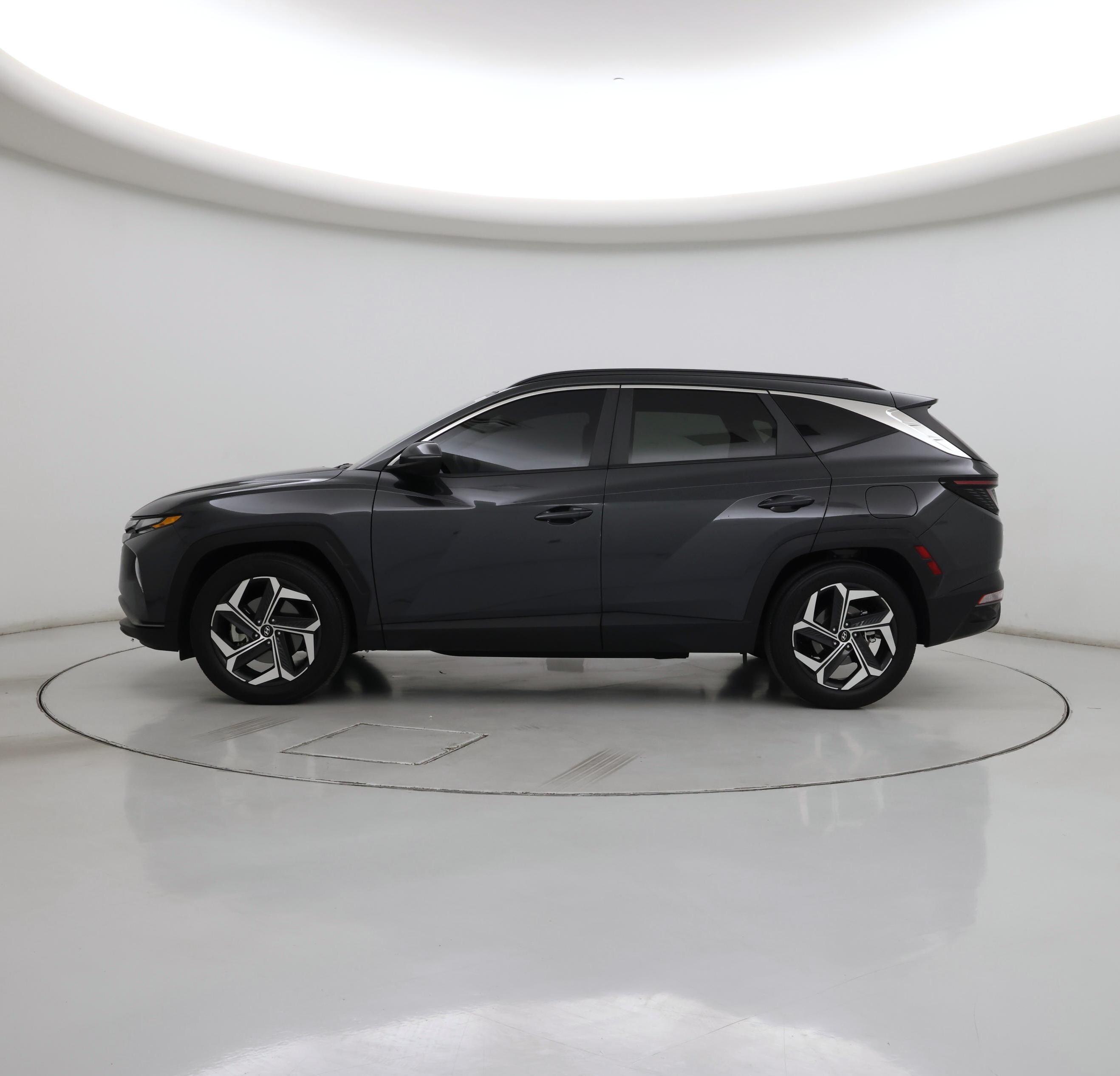 Thumbnail: 2022 Hyundai Tucson - 3