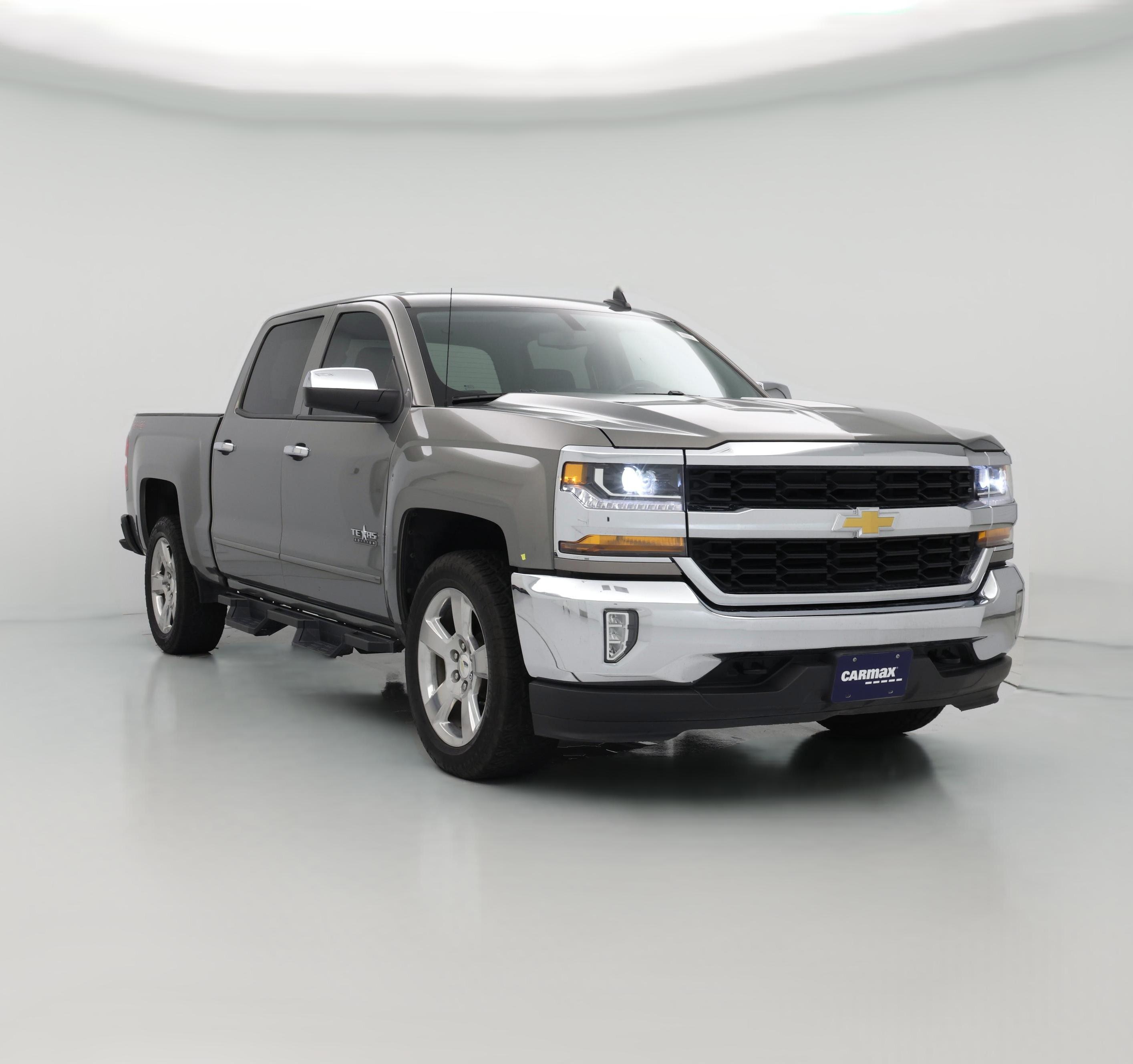 Thumbnail: 2017 Chevrolet Silverado 1500 - 1