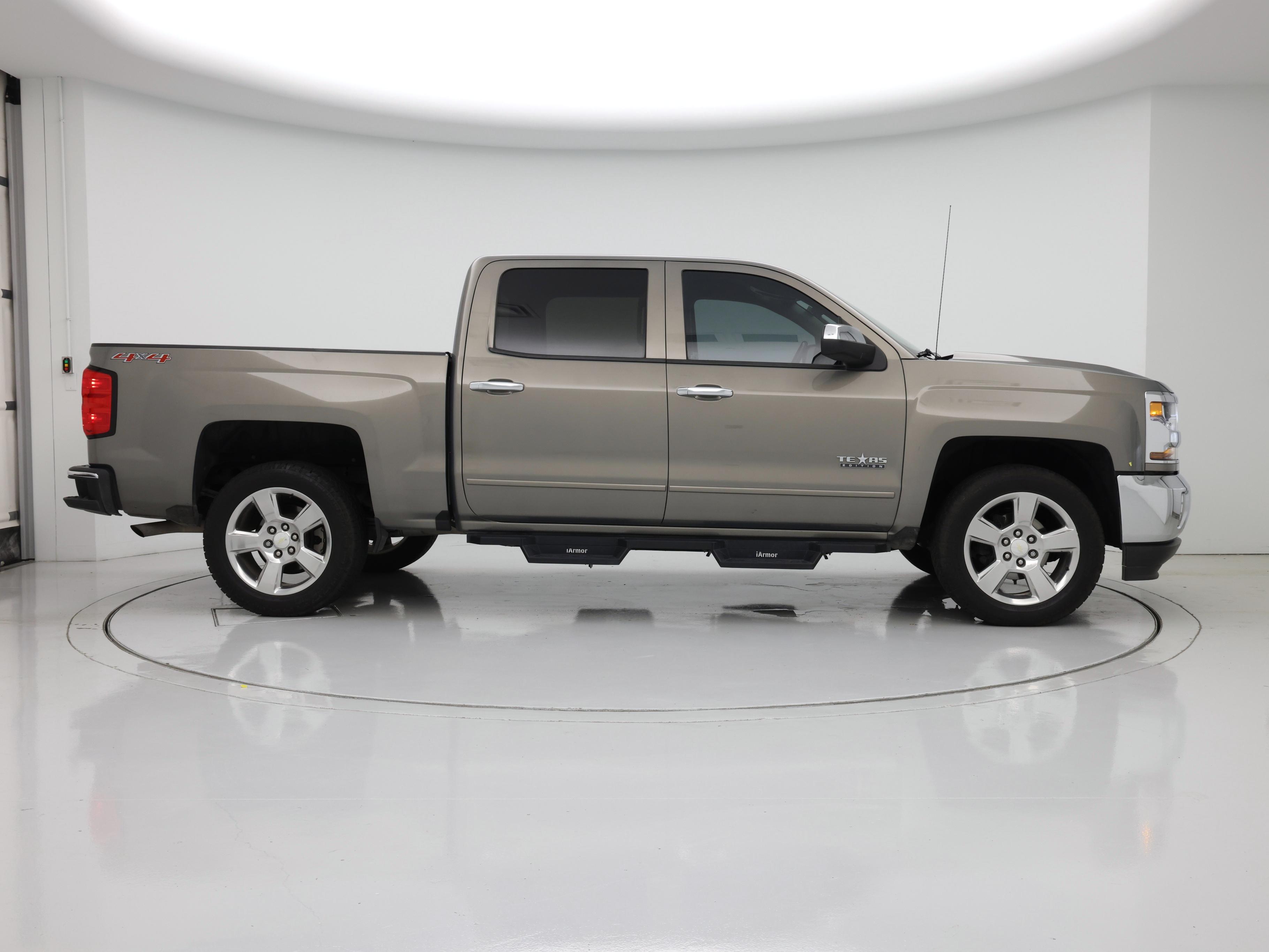 Thumbnail: 2017 Chevrolet Silverado 1500 - 7