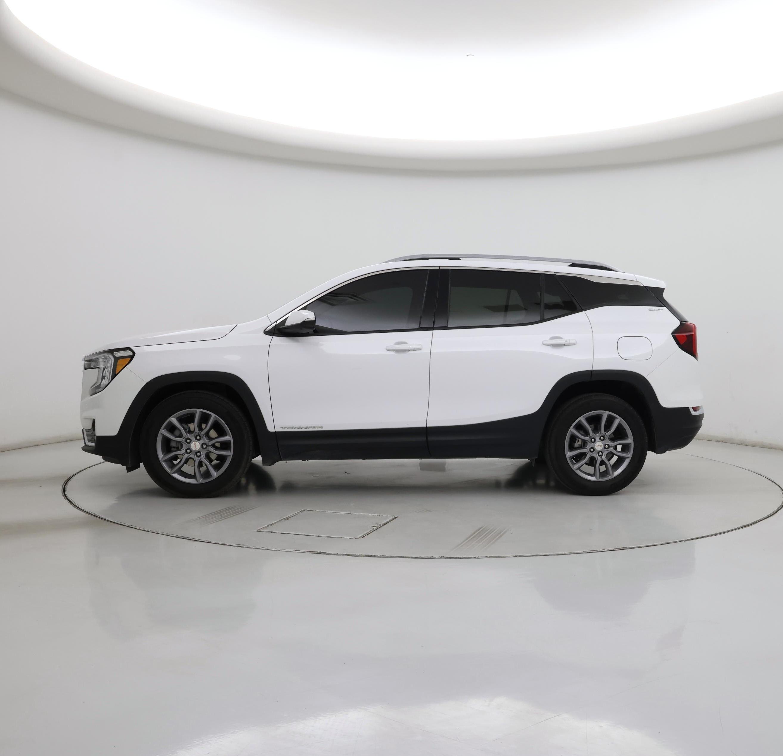 Thumbnail: 2022 GMC Terrain - 3
