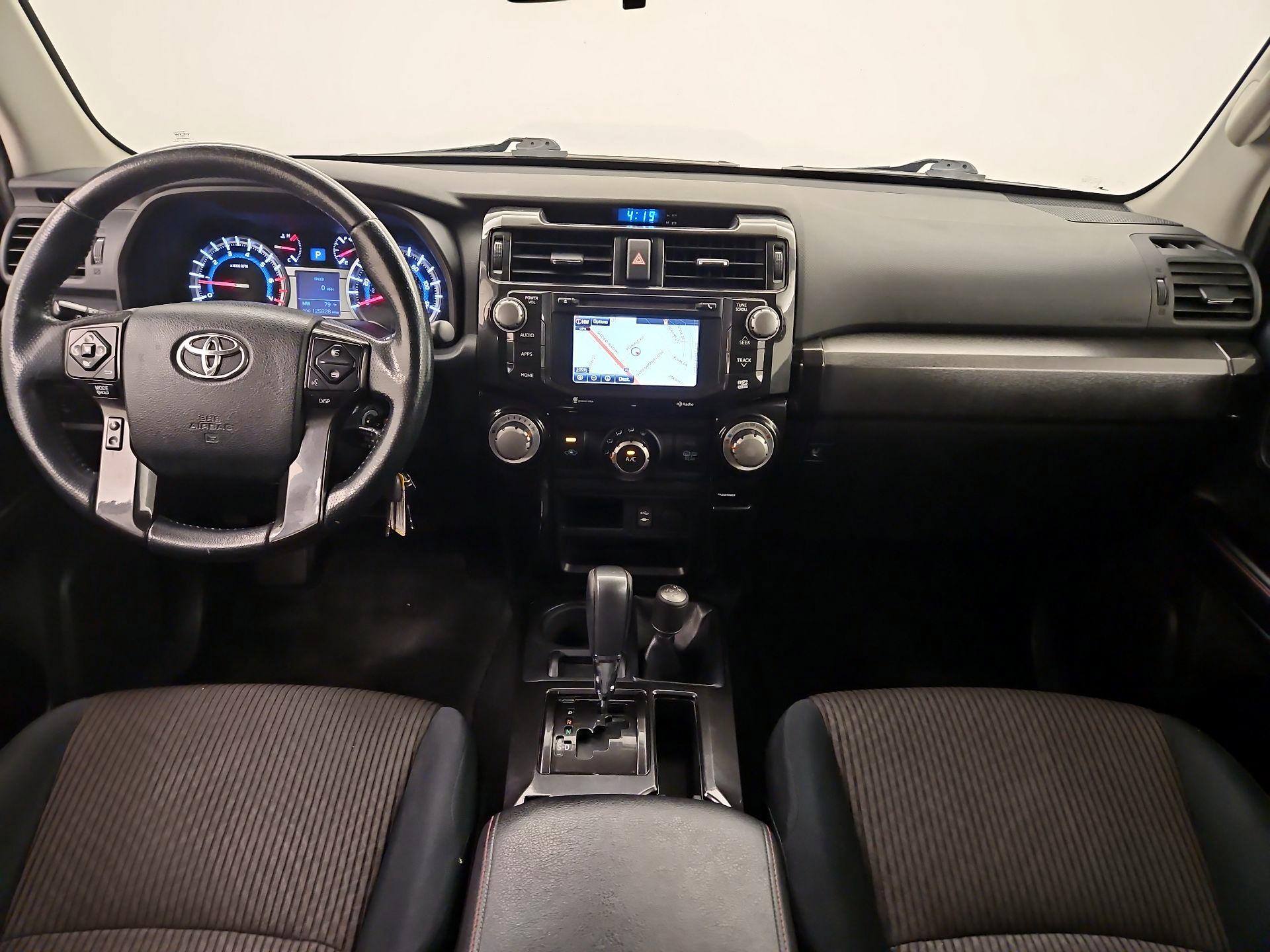 Thumbnail: 2015 Toyota 4Runner - 9