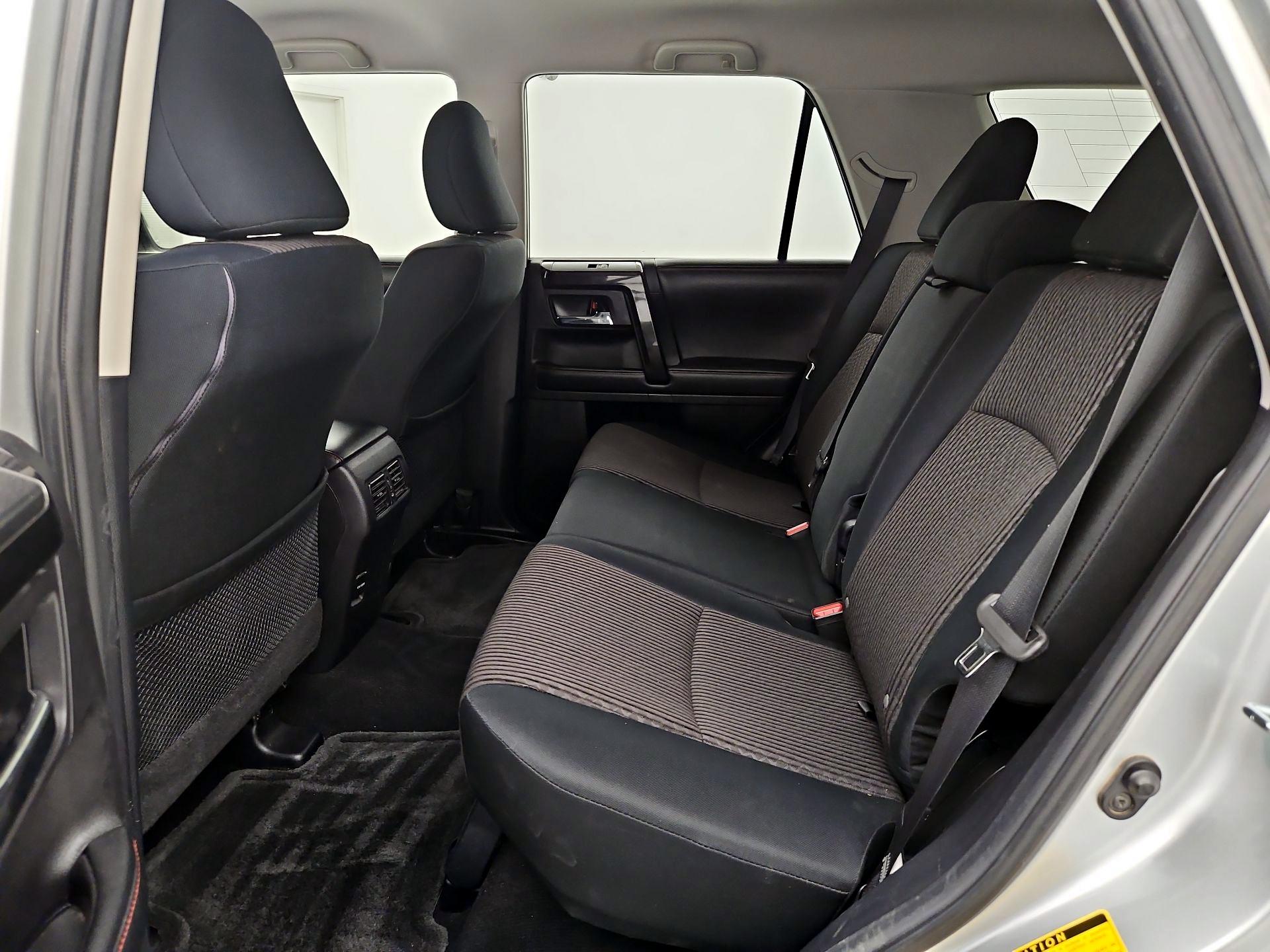 Thumbnail: 2015 Toyota 4Runner - 20
