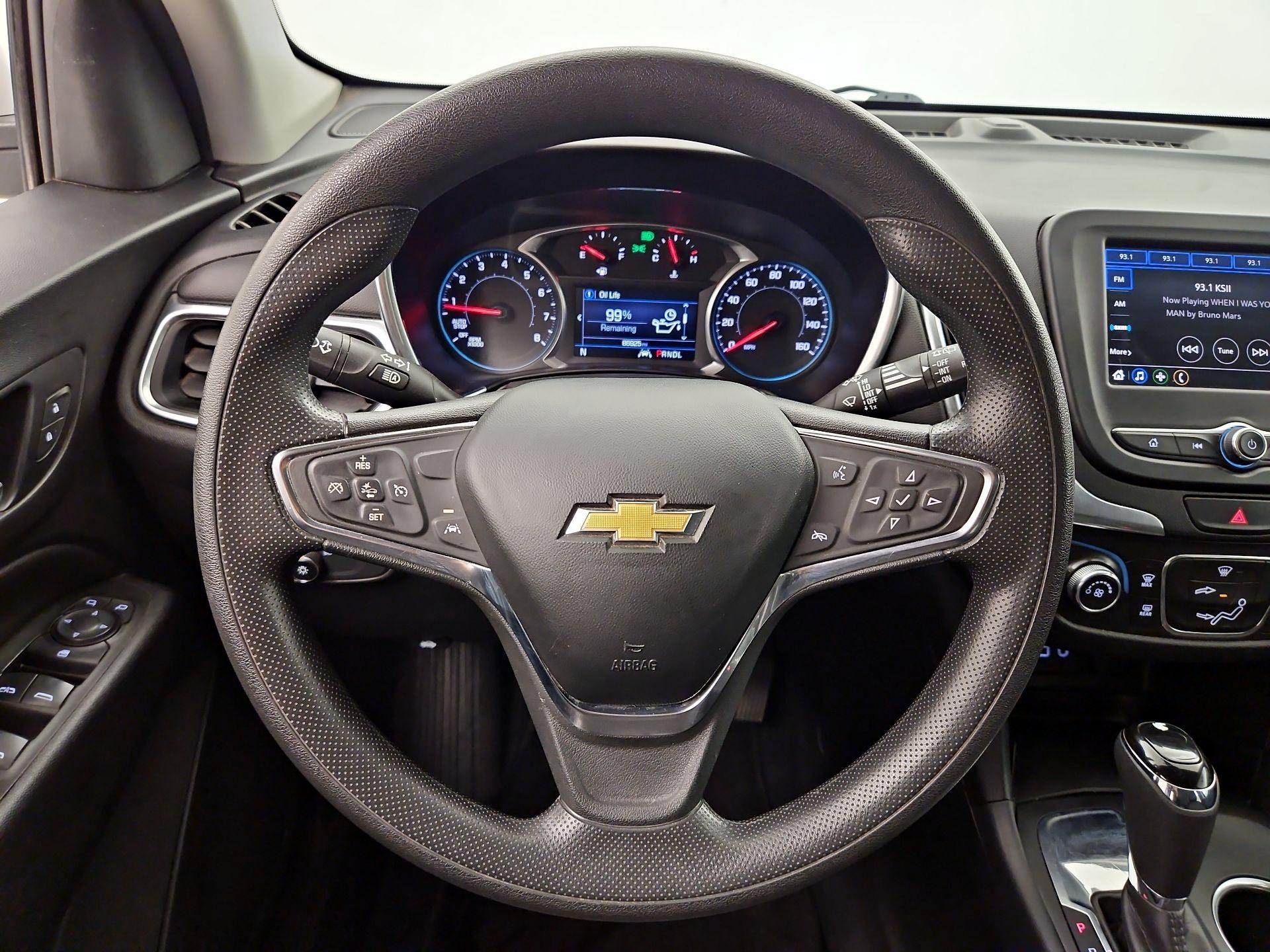 Thumbnail: 2021 Chevrolet Equinox - 10