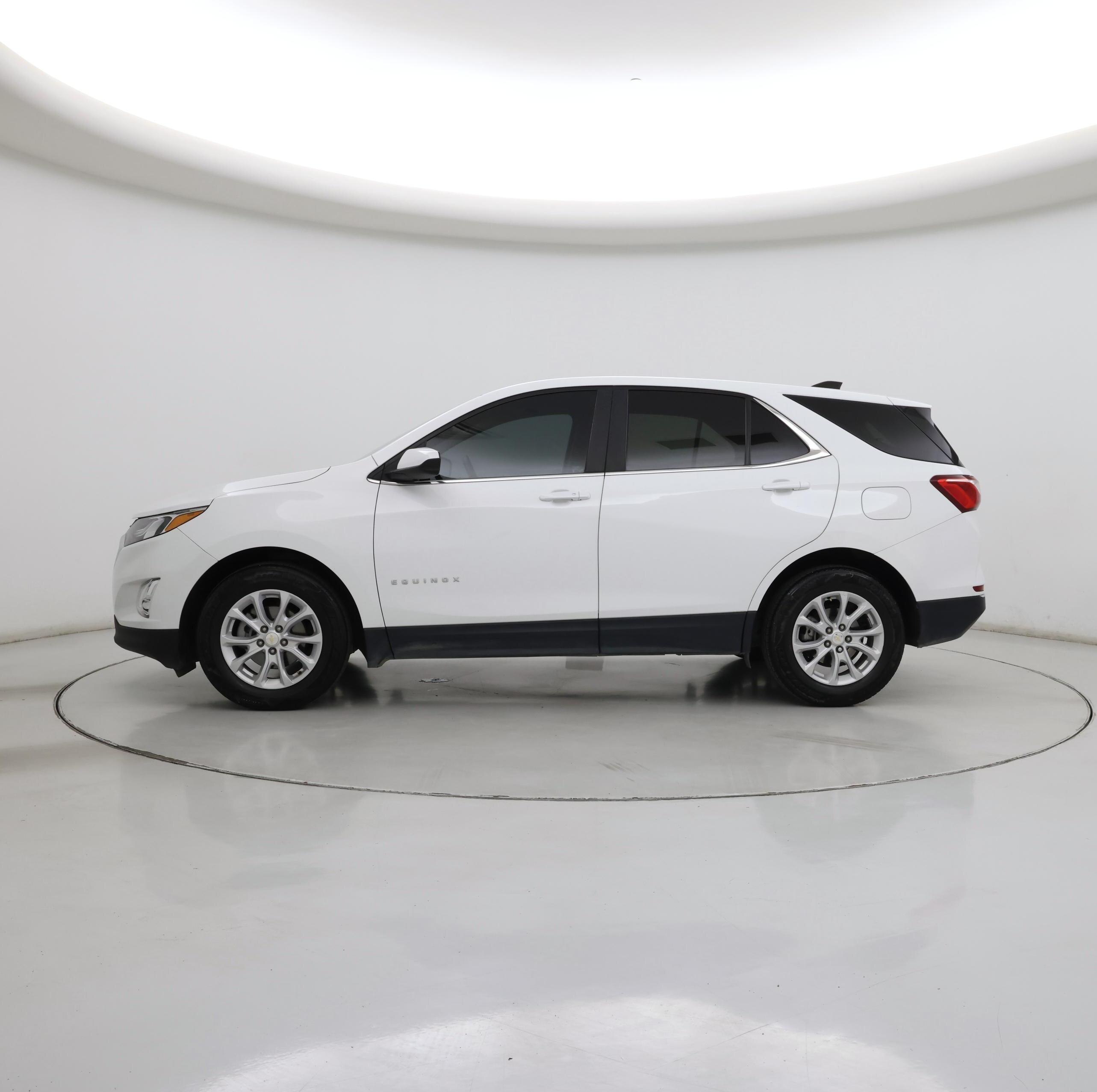 Thumbnail: 2021 Chevrolet Equinox - 3
