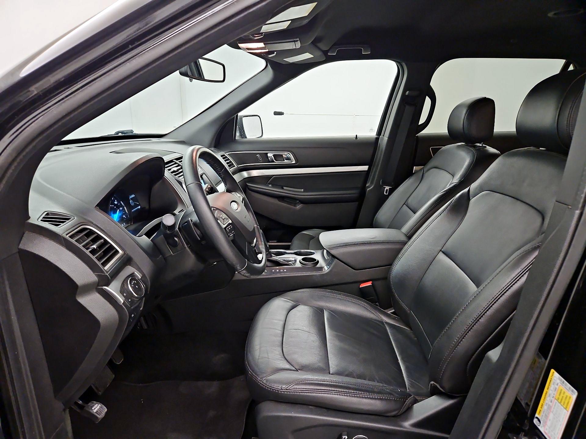 Thumbnail: 2017 Ford Explorer - 11