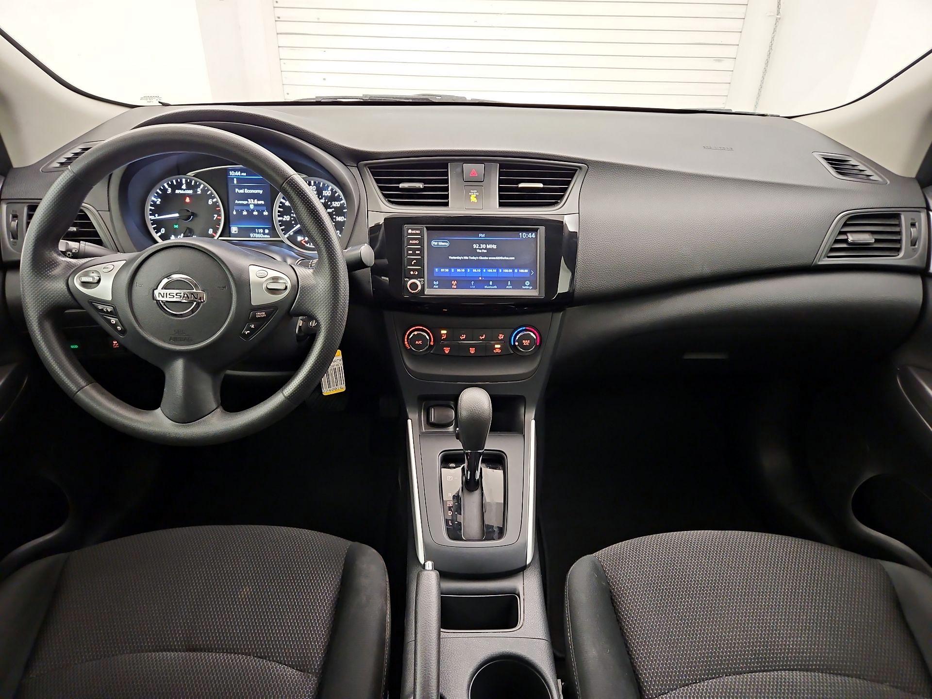 Thumbnail: 2019 Nissan Sentra - 9