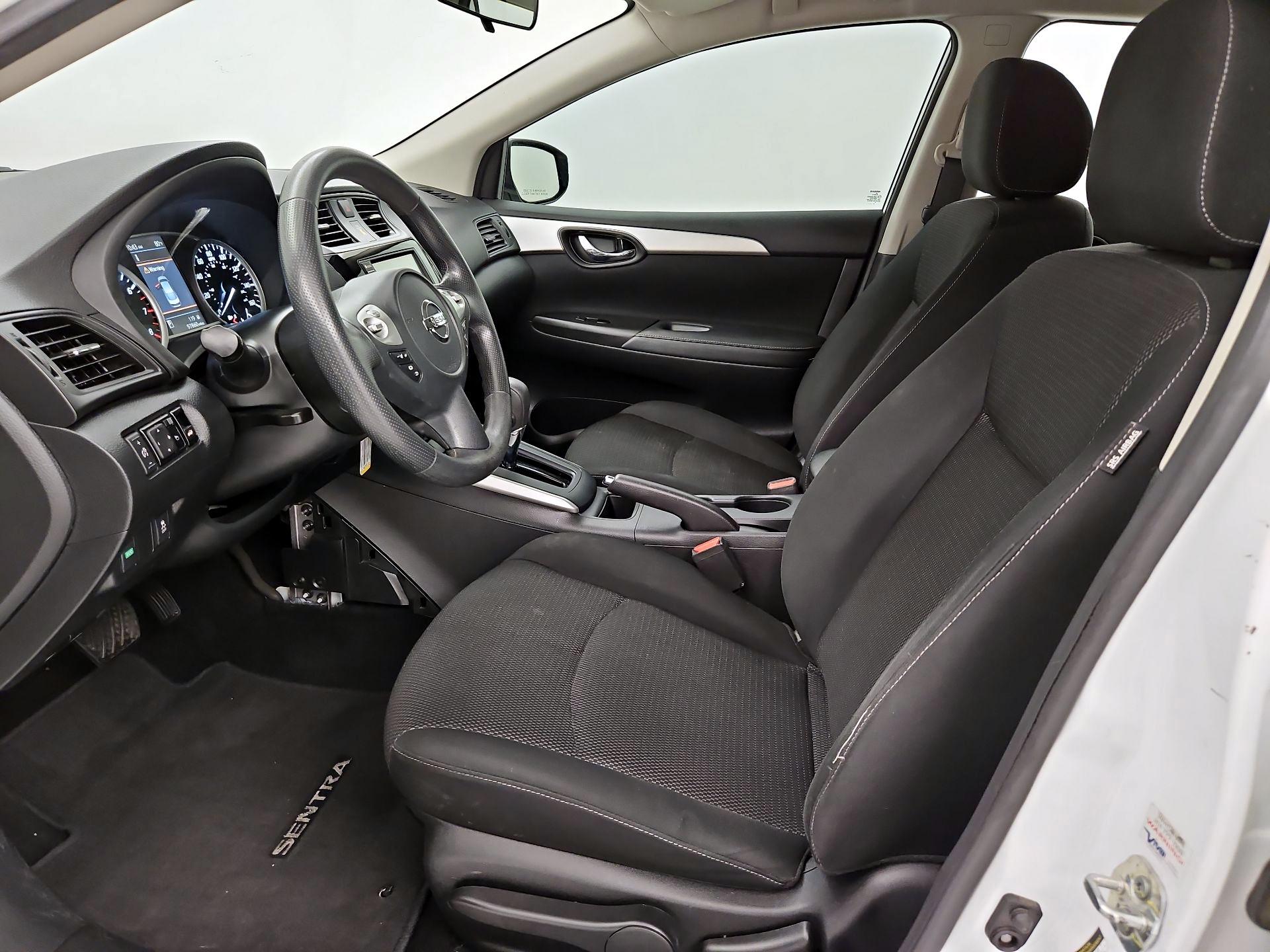 Thumbnail: 2019 Nissan Sentra - 11