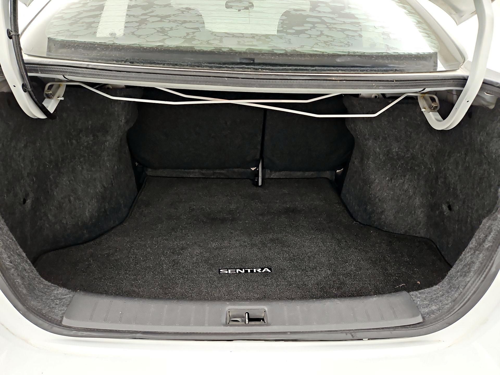 Thumbnail: 2019 Nissan Sentra - 20
