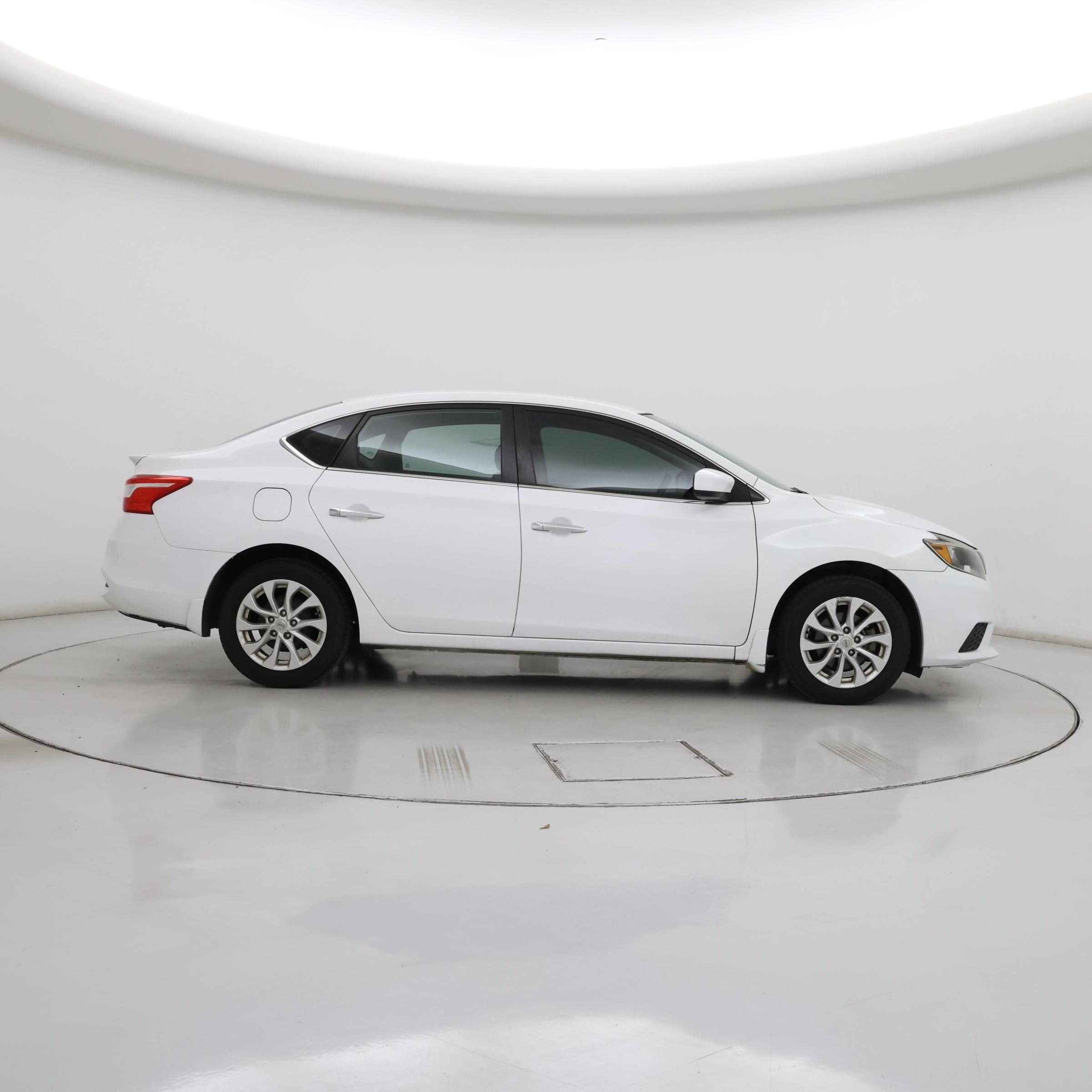 Thumbnail: 2019 Nissan Sentra - 7