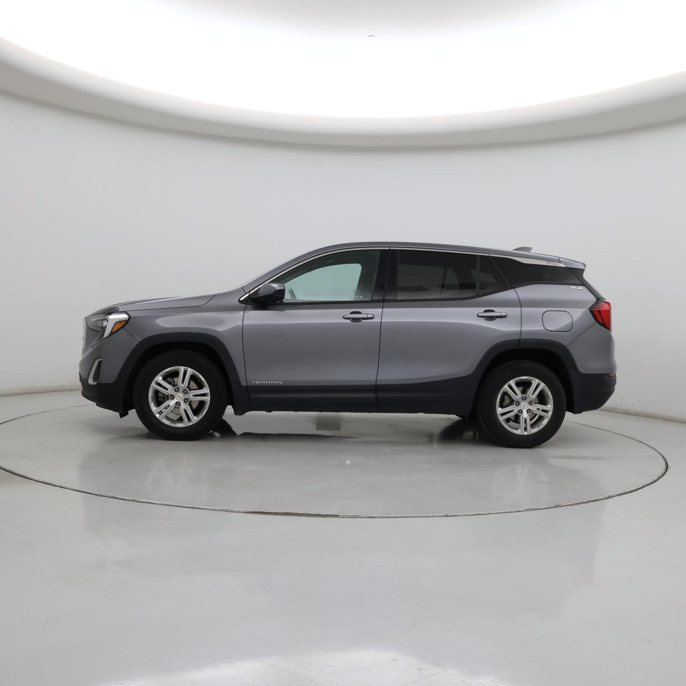 Thumbnail: 2020 GMC Terrain - 3
