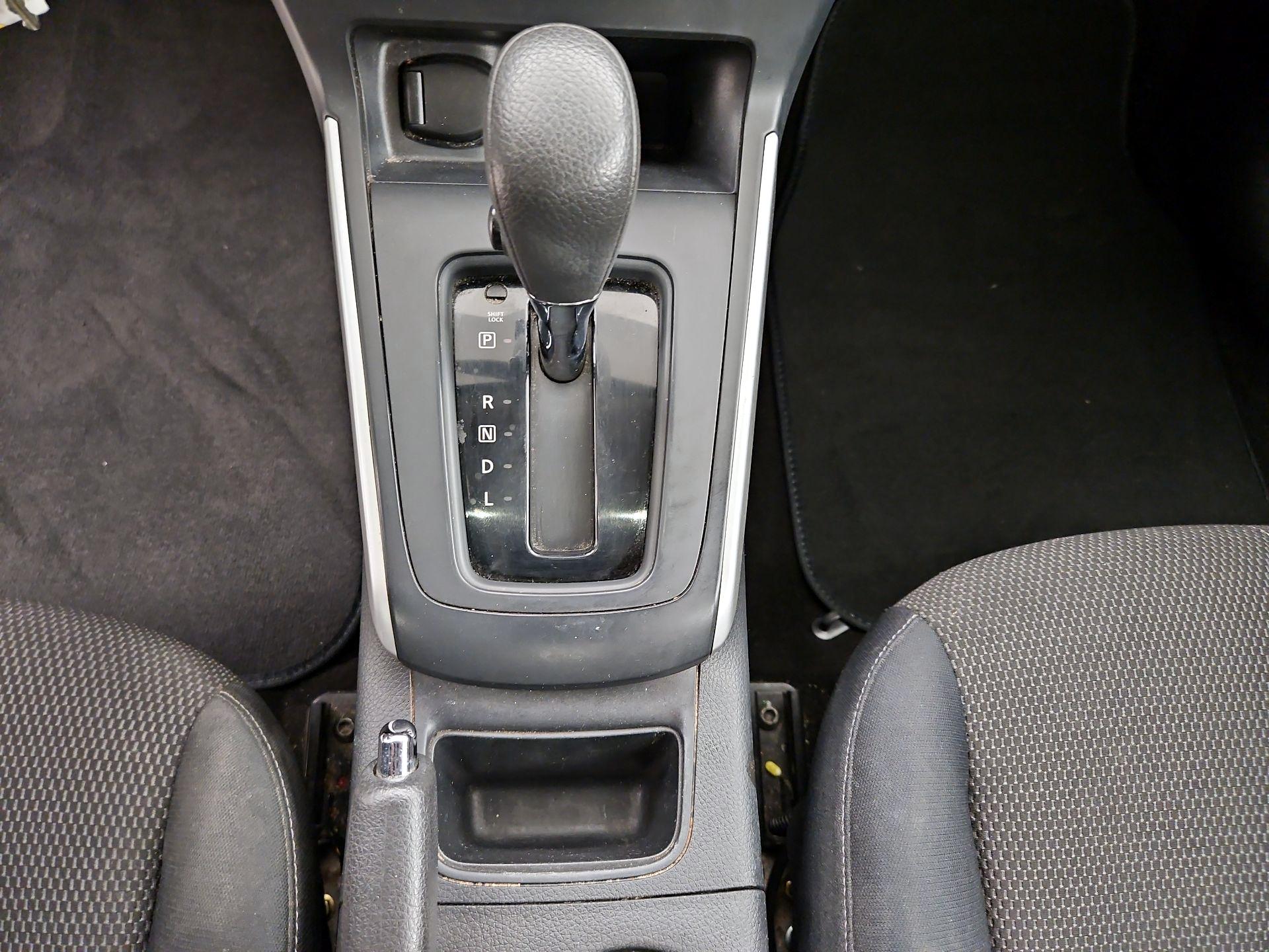 Thumbnail: 2016 Nissan Sentra - 16