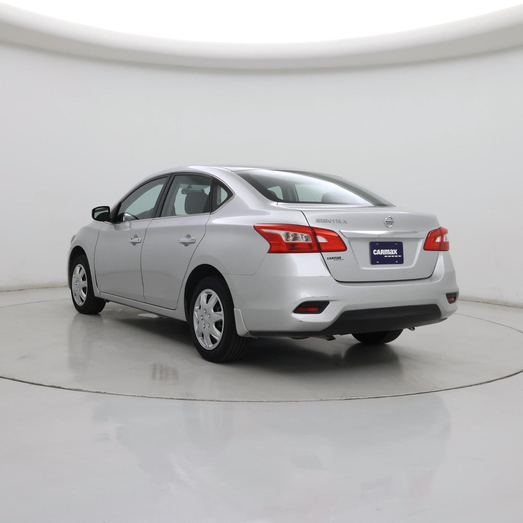 Thumbnail: 2016 Nissan Sentra - 2