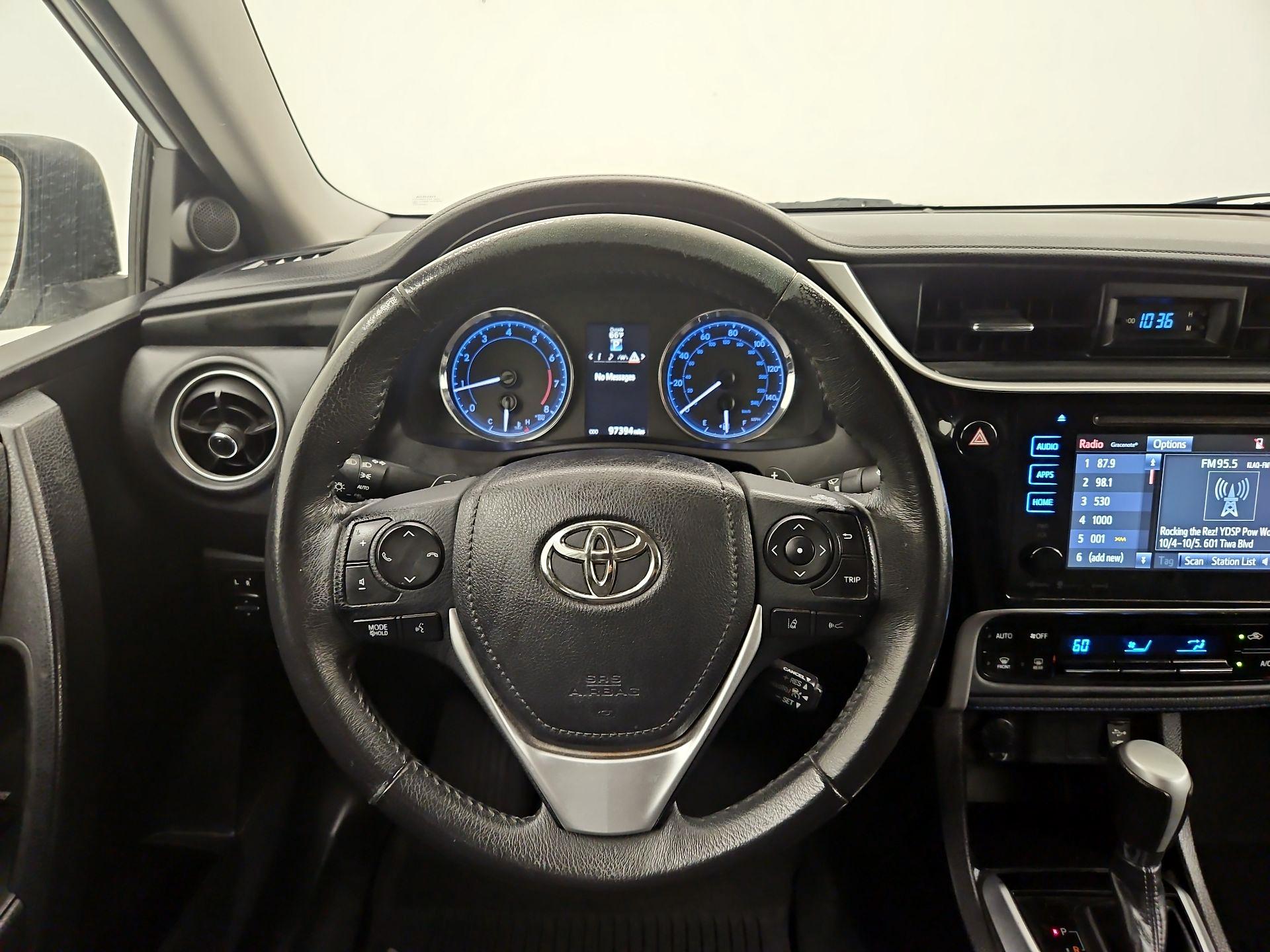 Thumbnail: 2017 Toyota Corolla - 10