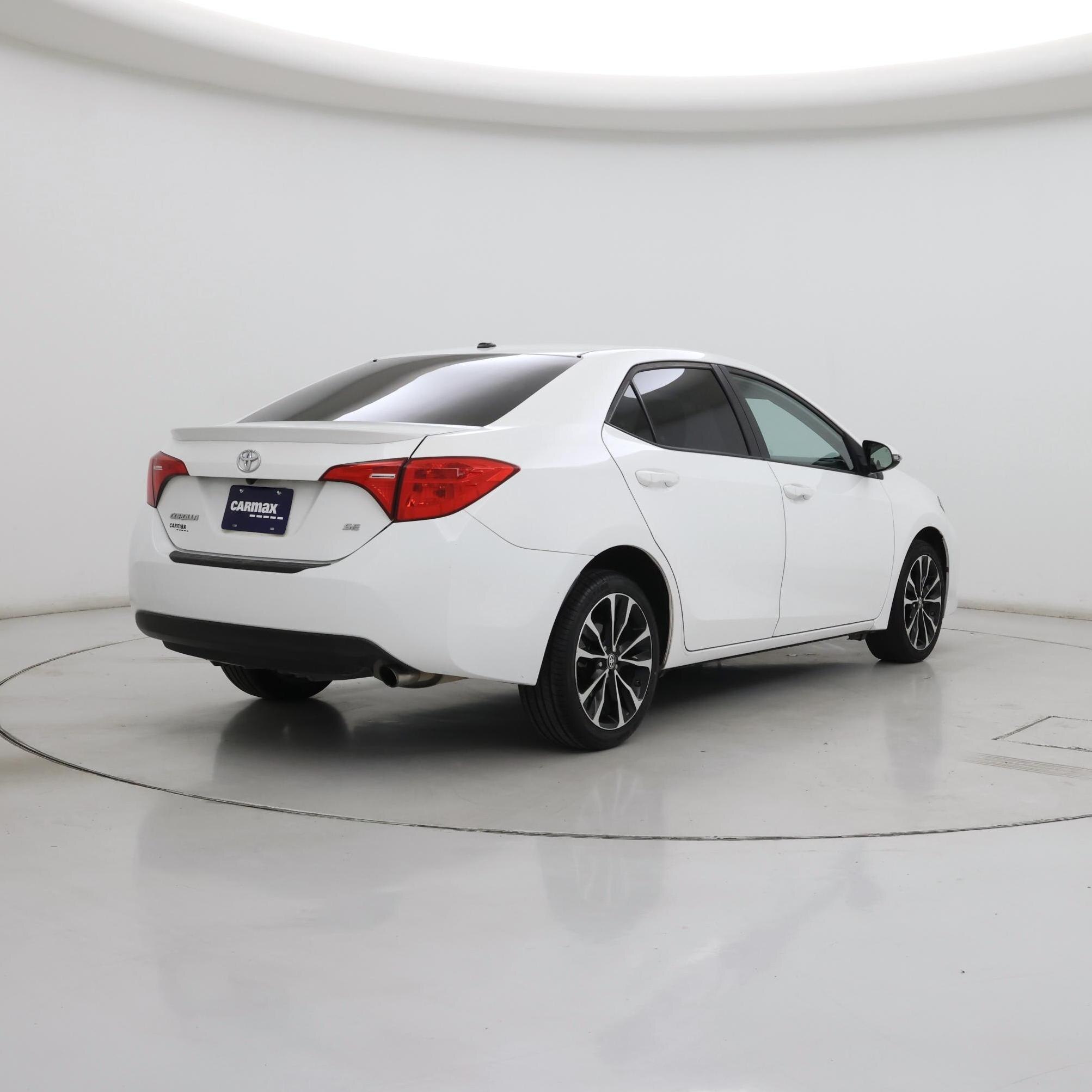 Thumbnail: 2017 Toyota Corolla - 8