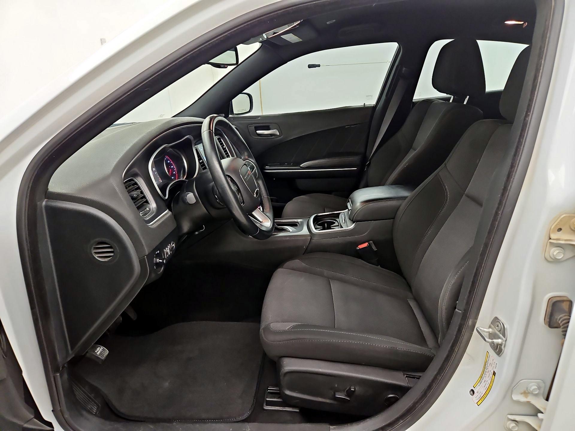 Thumbnail: 2018 Dodge Charger - 11