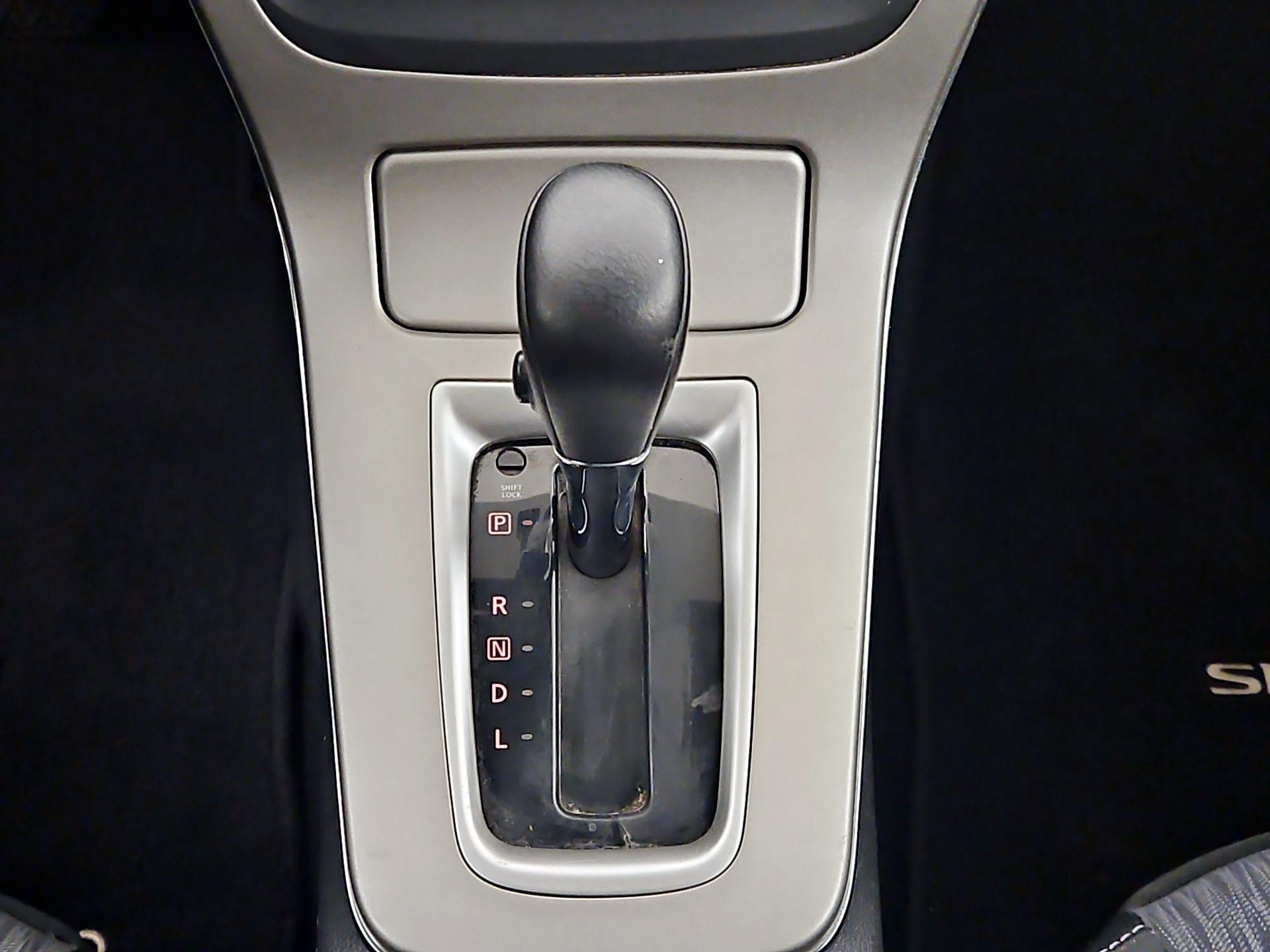 Thumbnail: 2015 Nissan Sentra - 17