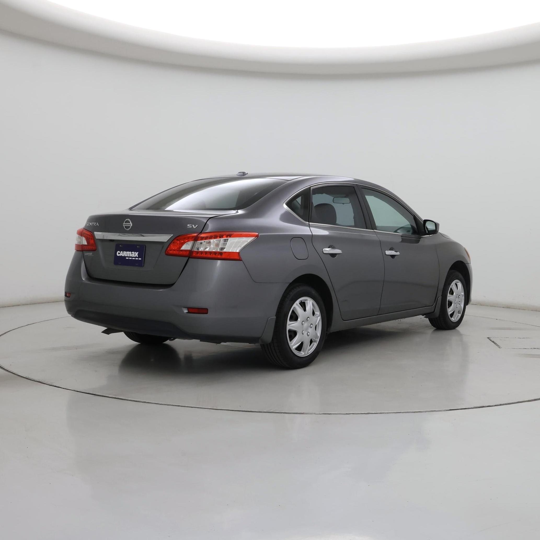 Thumbnail: 2015 Nissan Sentra - 8