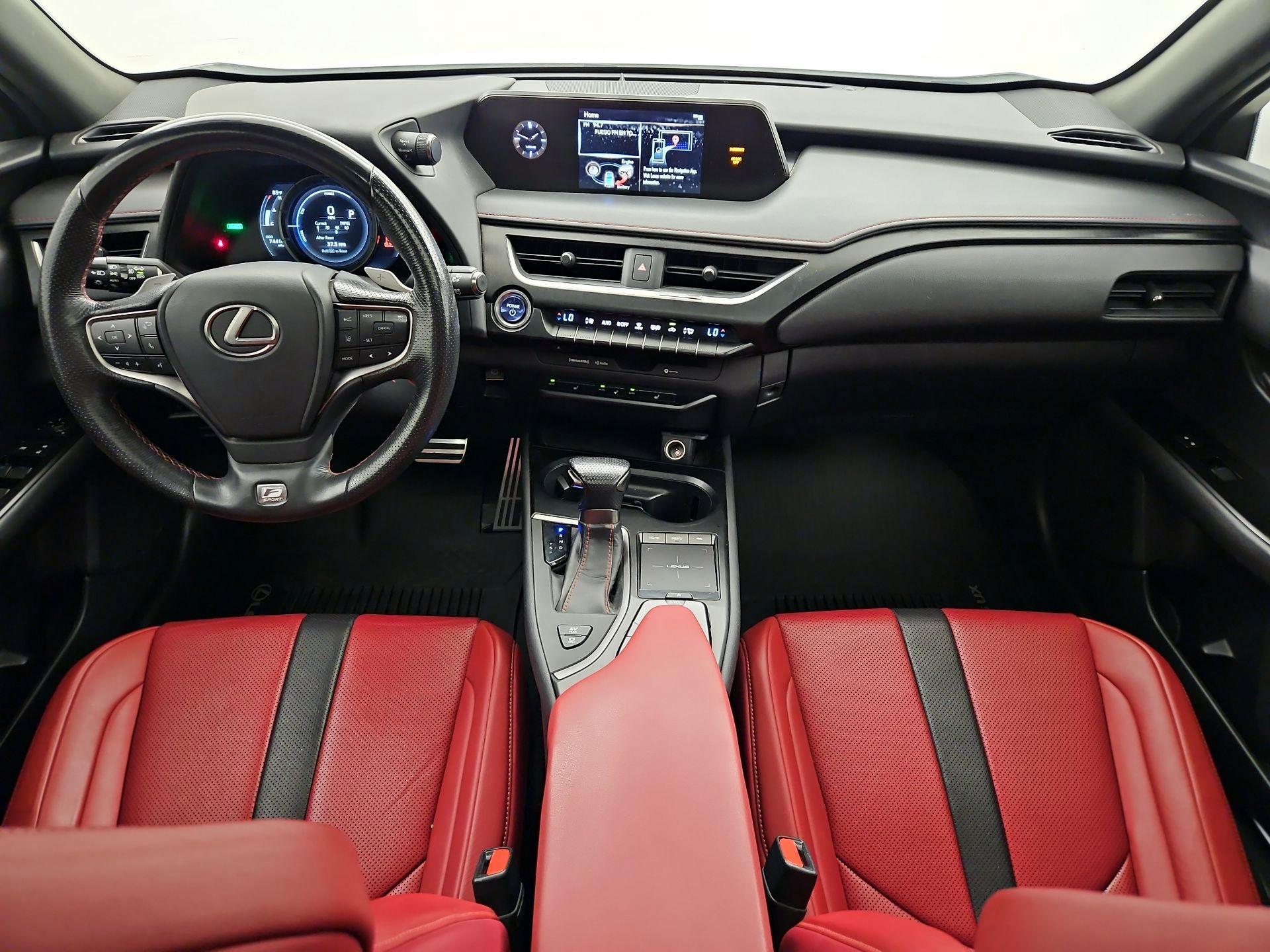 Thumbnail: 2019 Lexus UX - 9