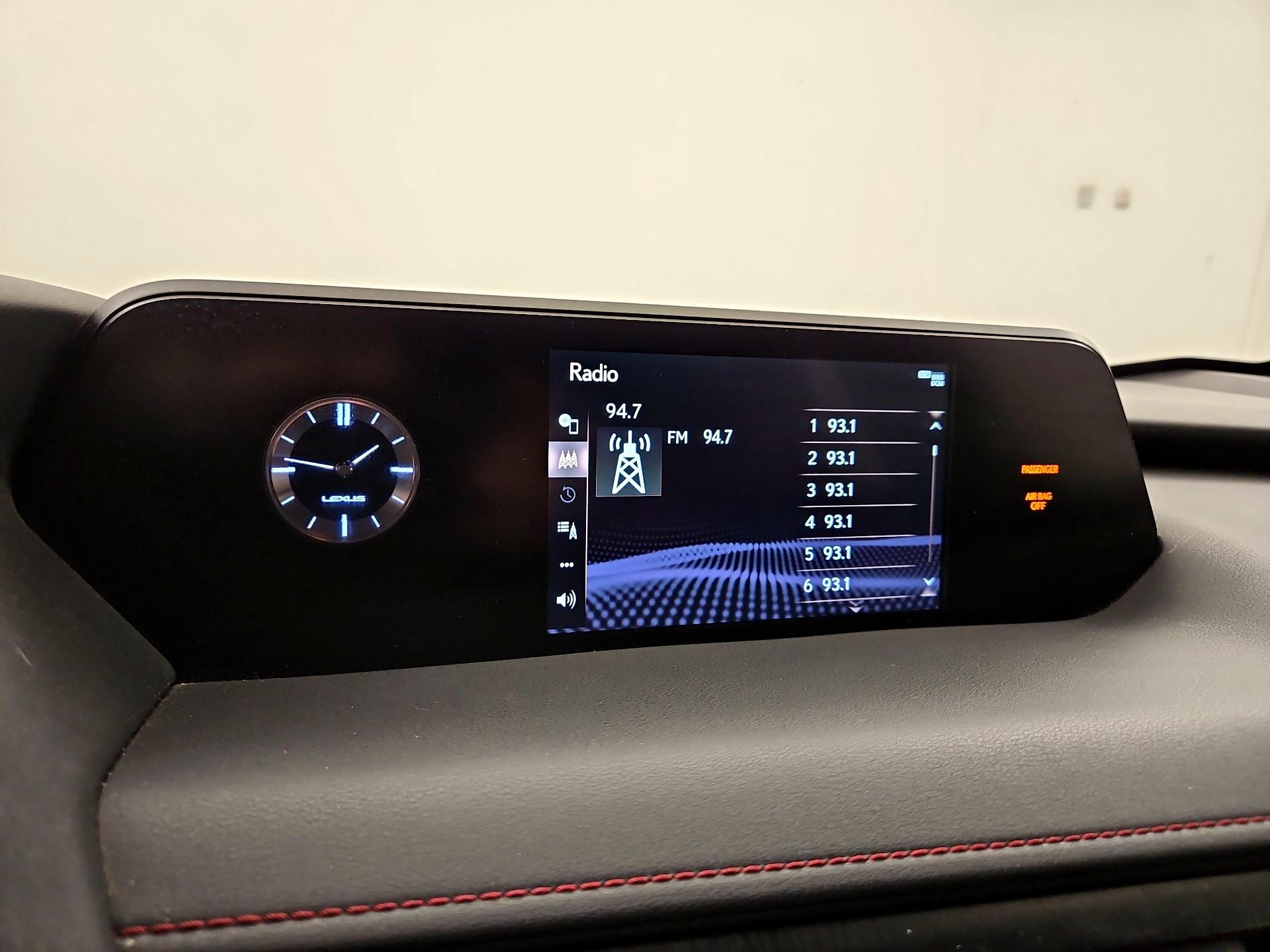 Thumbnail: 2019 Lexus UX - 14