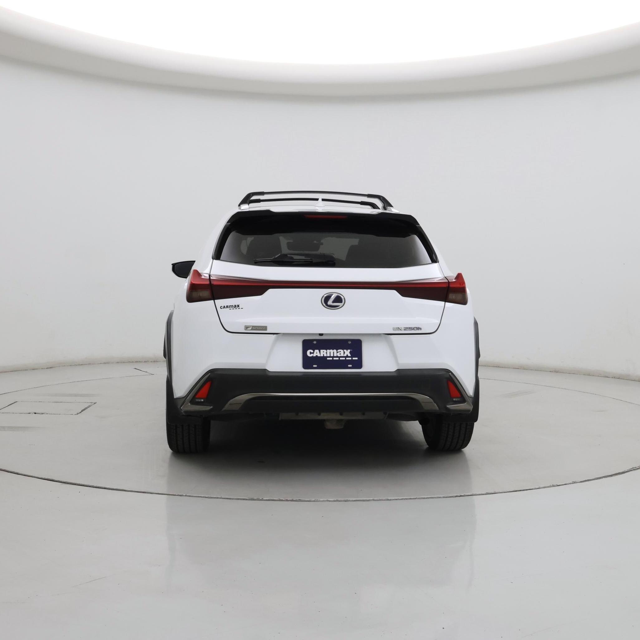 Thumbnail: 2019 Lexus UX - 6