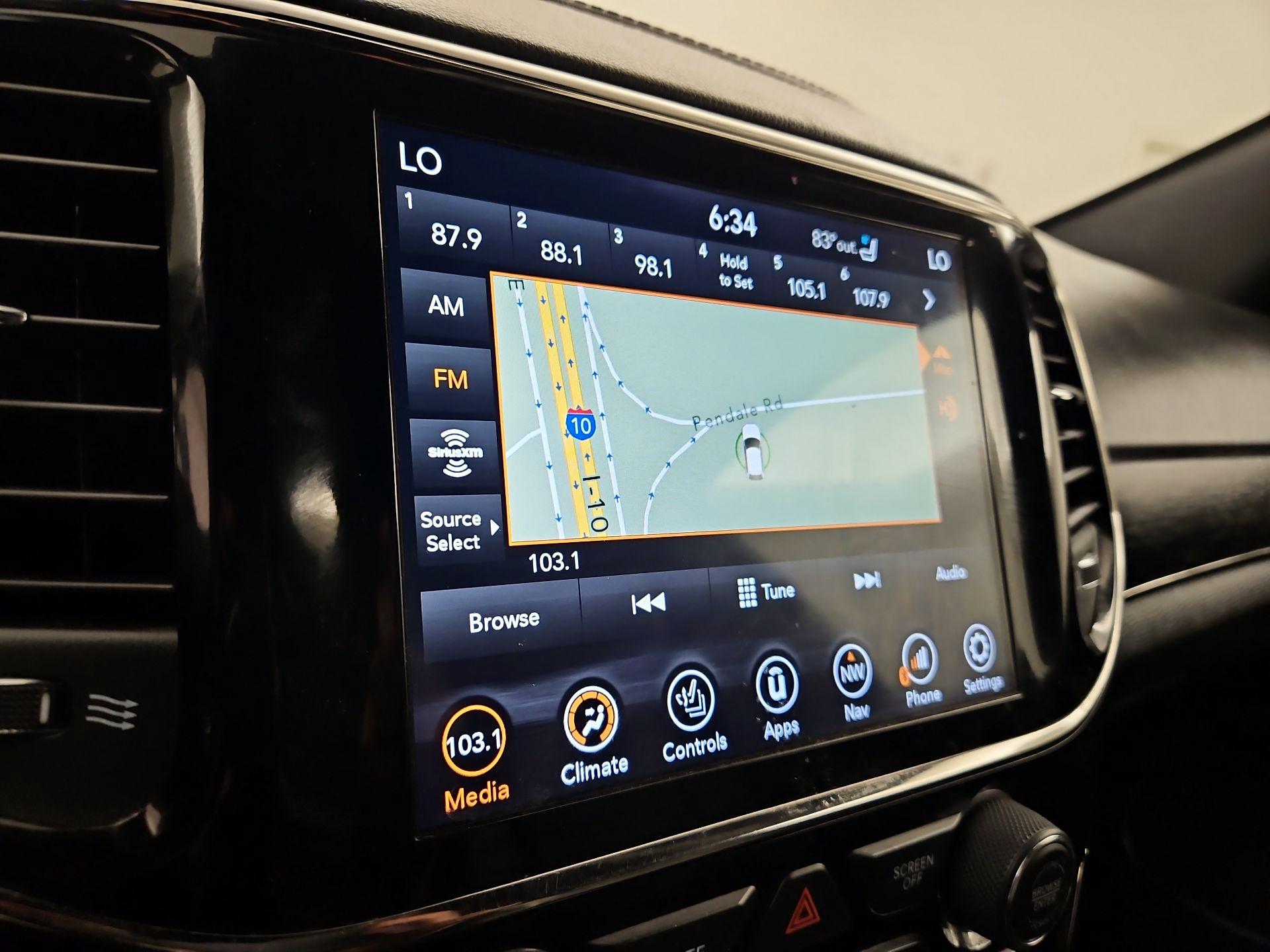 Thumbnail: 2021 Jeep Grand Cherokee - 14