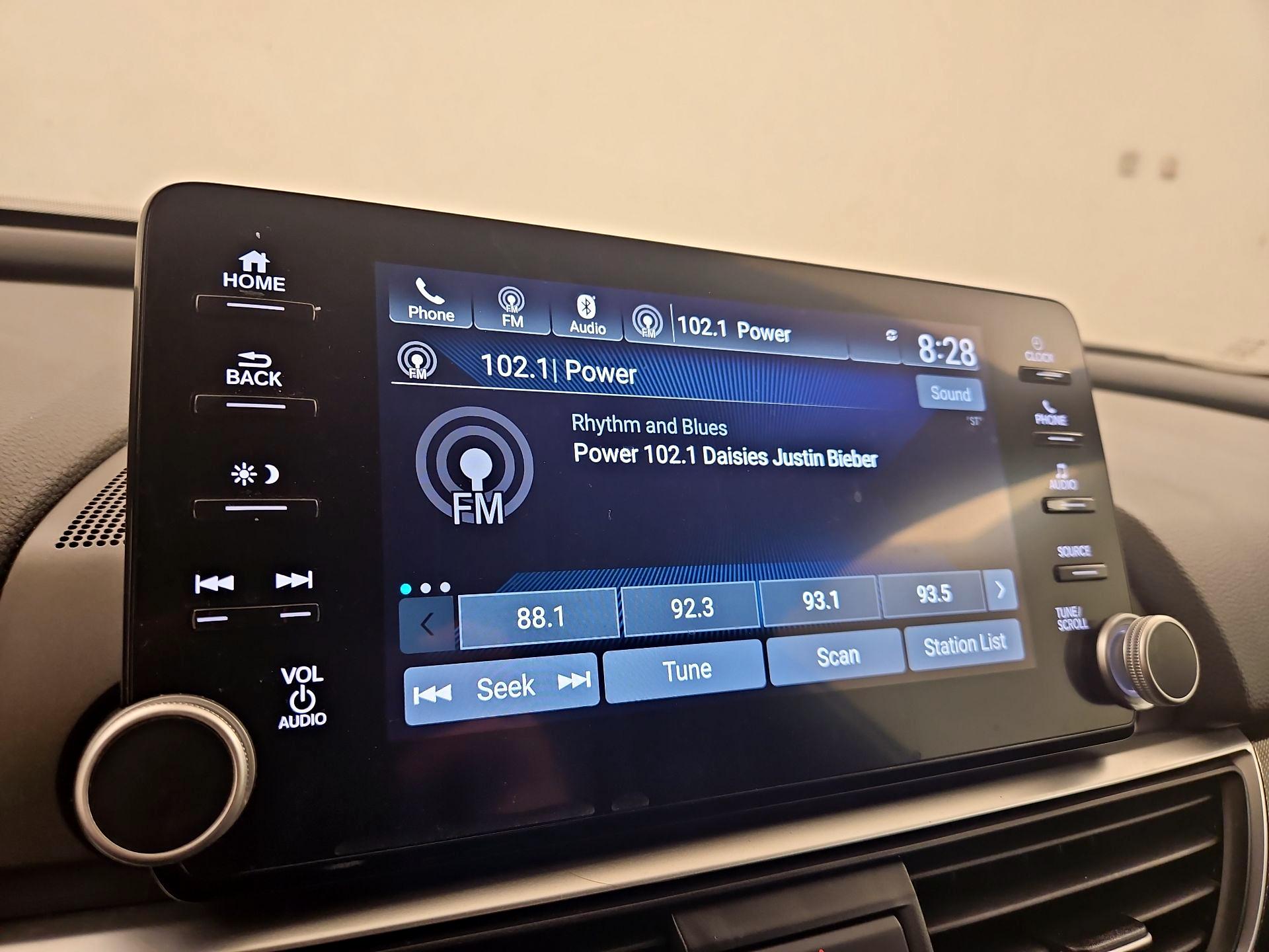 Thumbnail: 2019 Honda Accord - 15