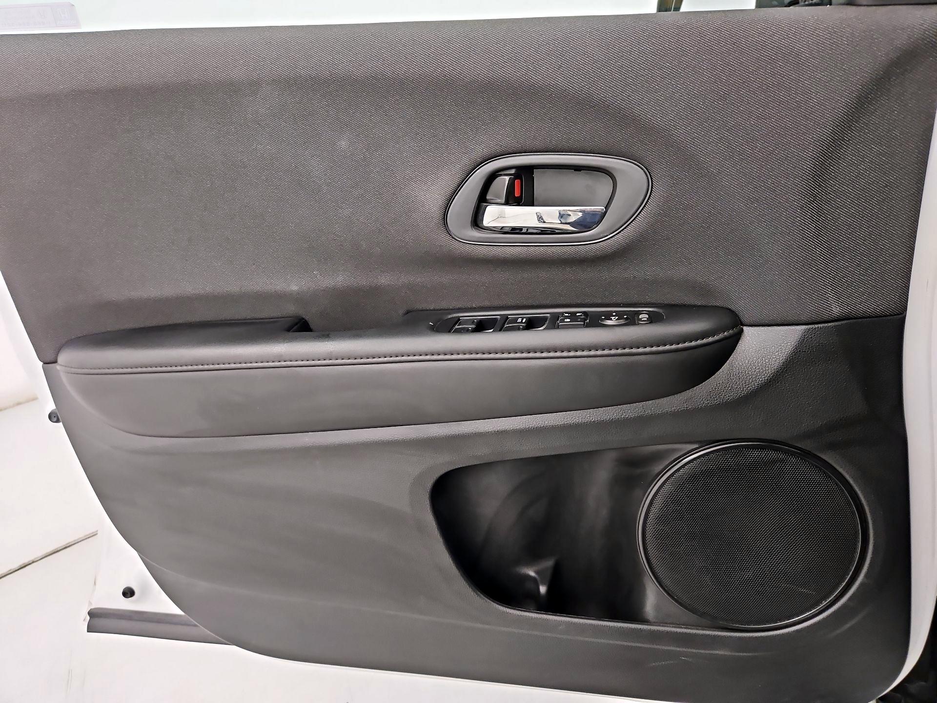 Thumbnail: 2020 Honda HR-V - 12