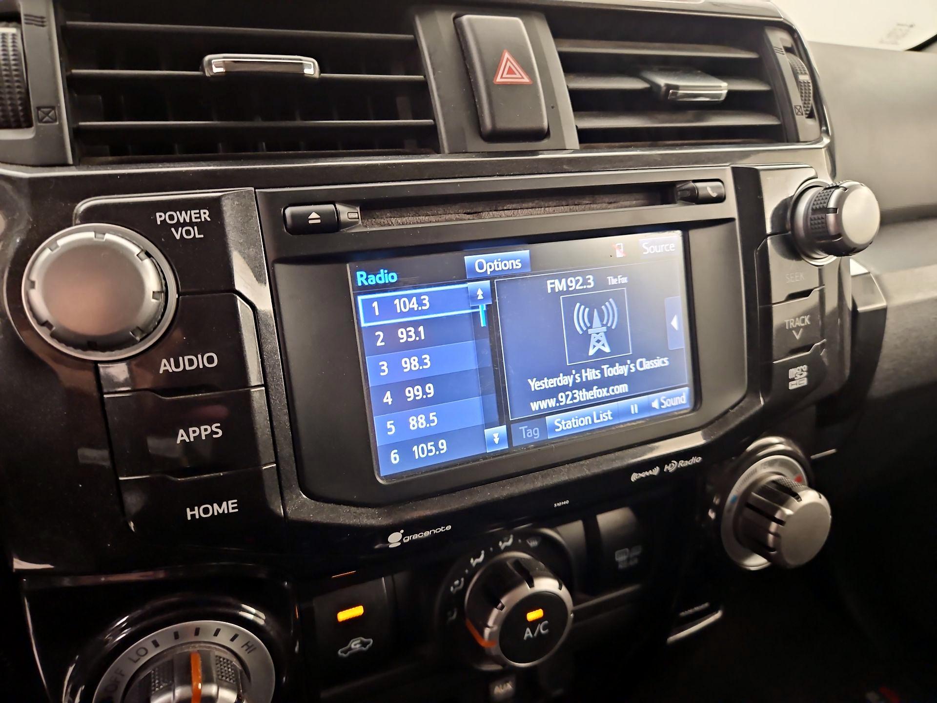 Thumbnail: 2018 Toyota 4Runner - 16