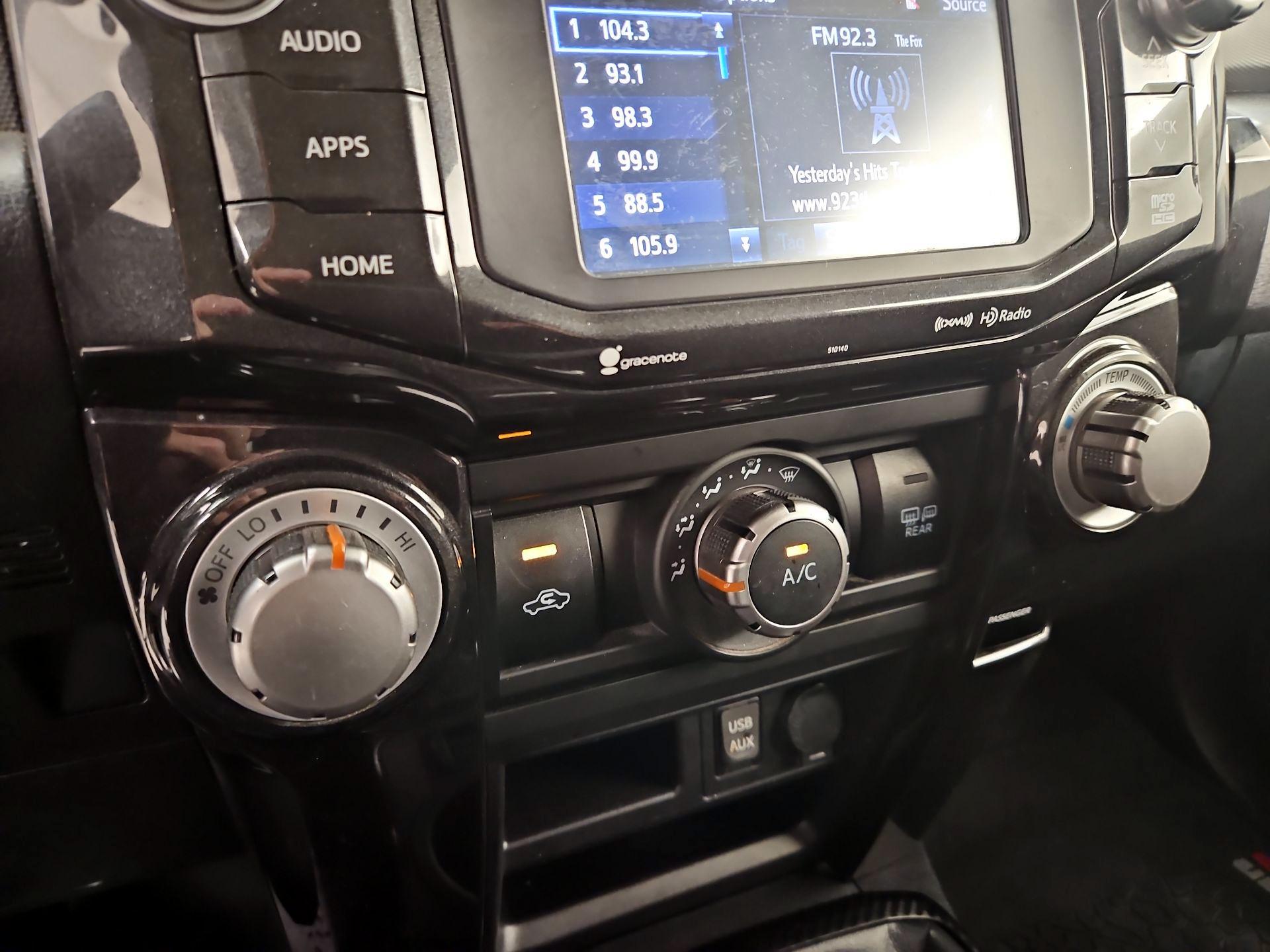 Thumbnail: 2018 Toyota 4Runner - 17