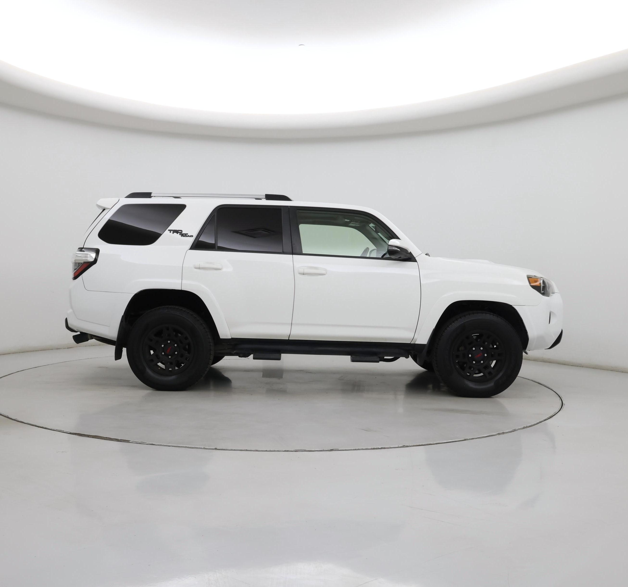 Thumbnail: 2018 Toyota 4Runner - 7