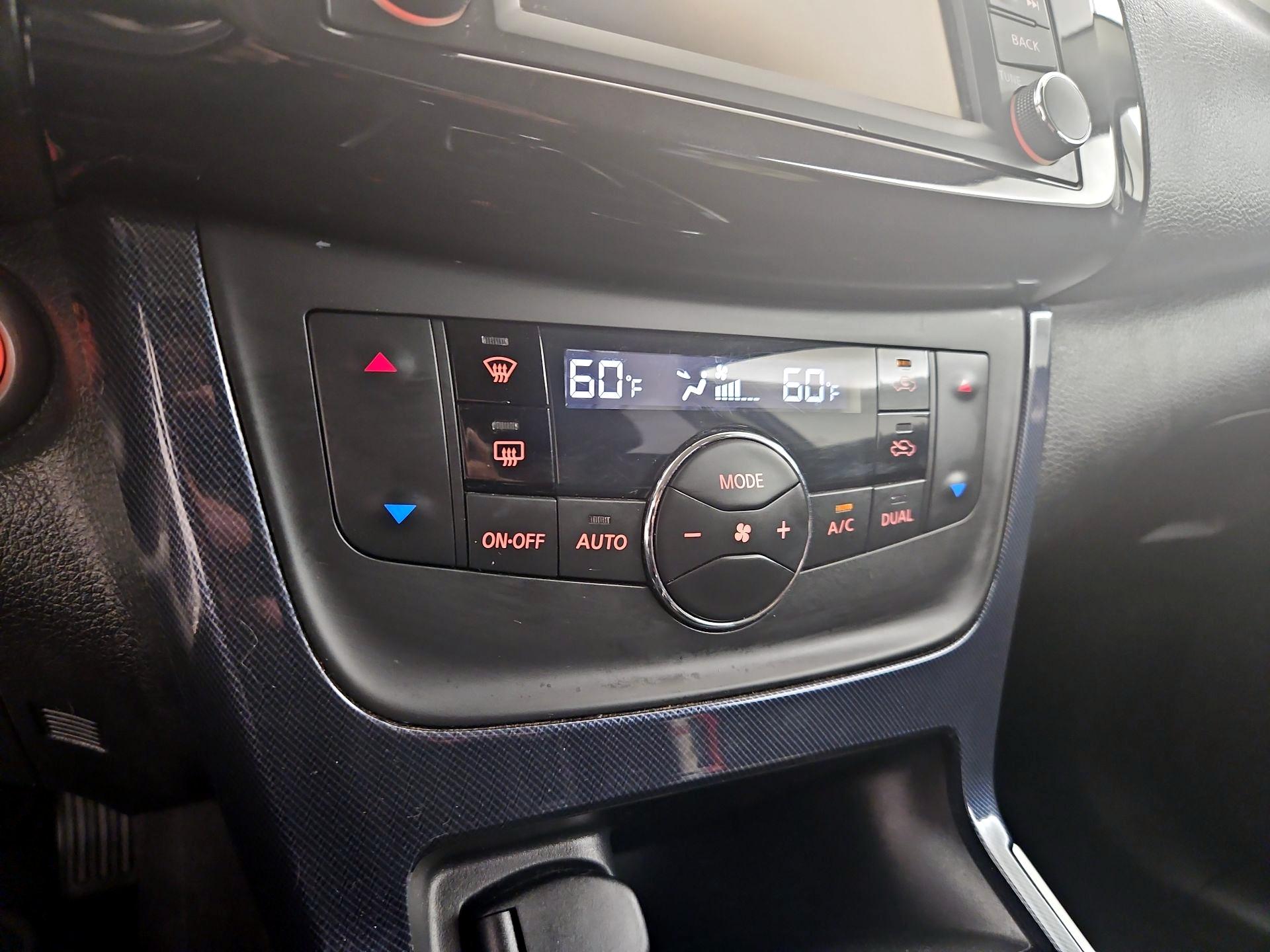 Thumbnail: 2018 Nissan Sentra - 17
