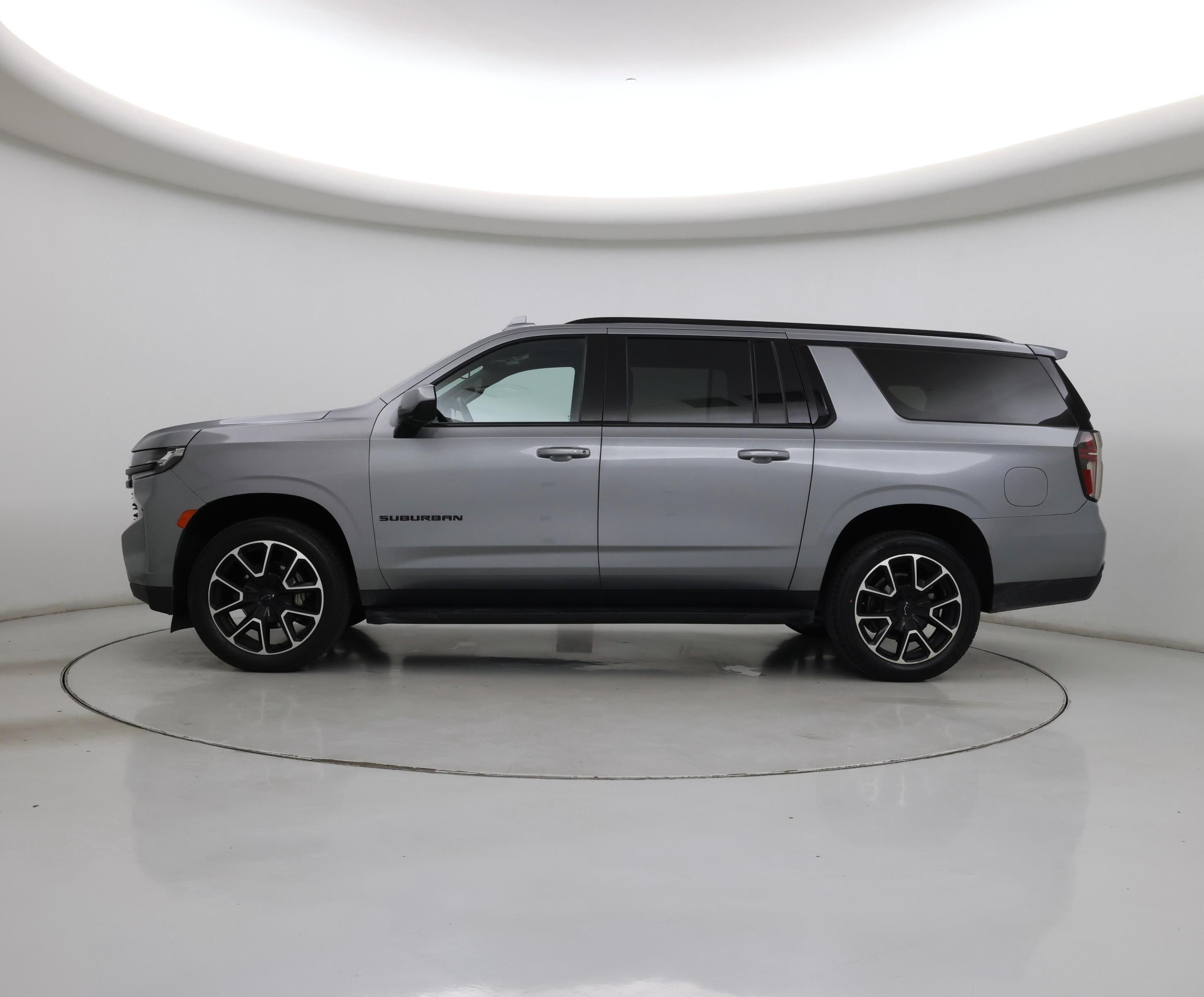 Thumbnail: 2023 Chevrolet Suburban - 3