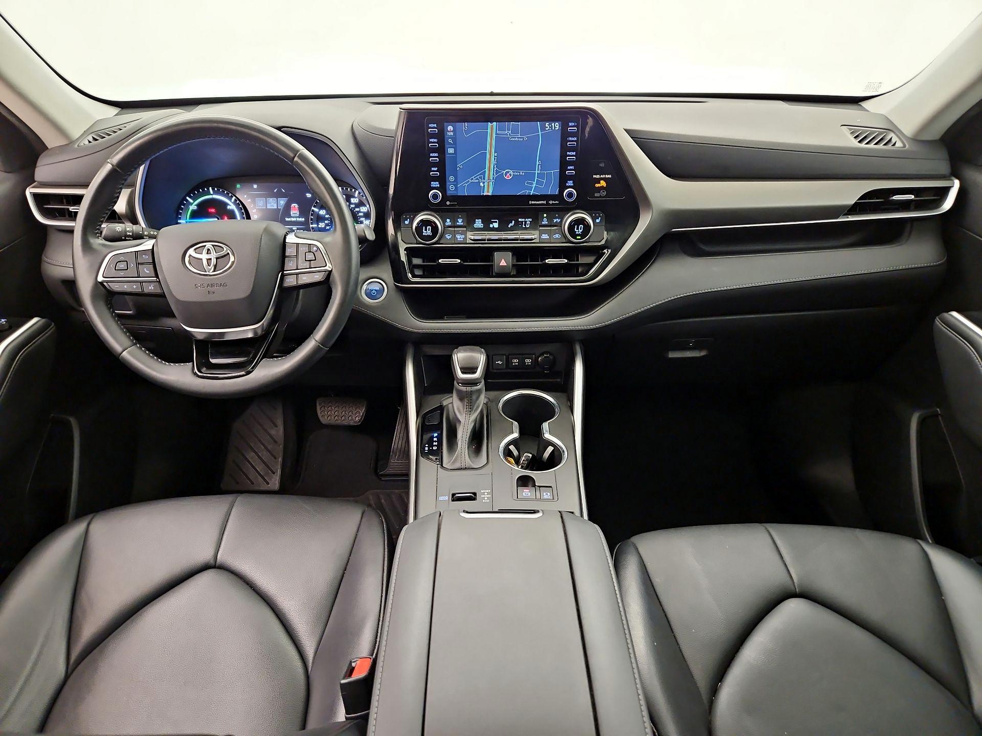 Thumbnail: 2021 Toyota Highlander - 9