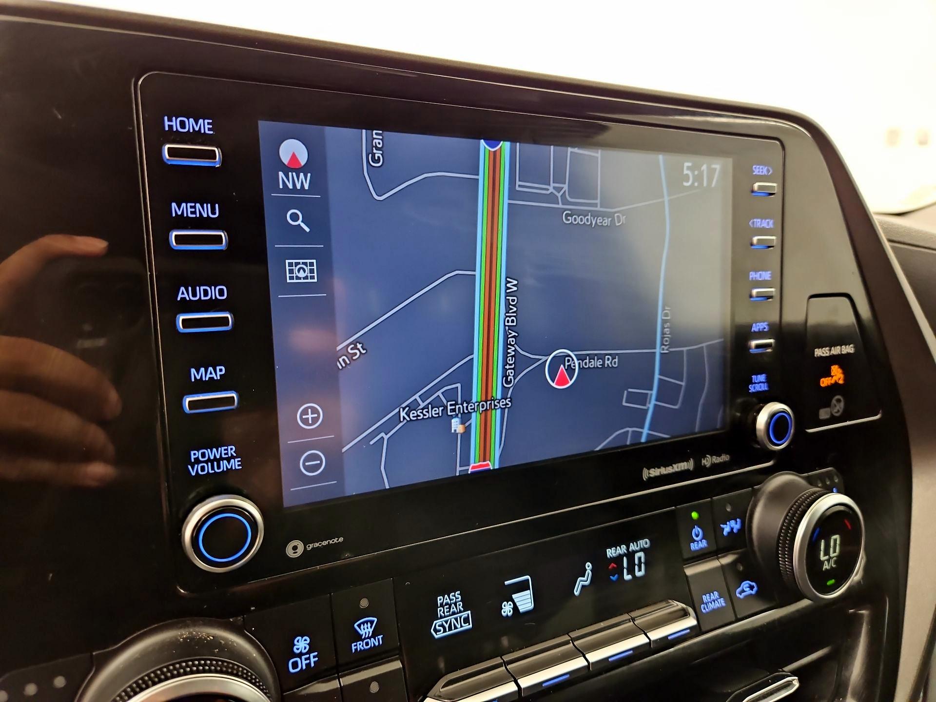 Thumbnail: 2021 Toyota Highlander - 14