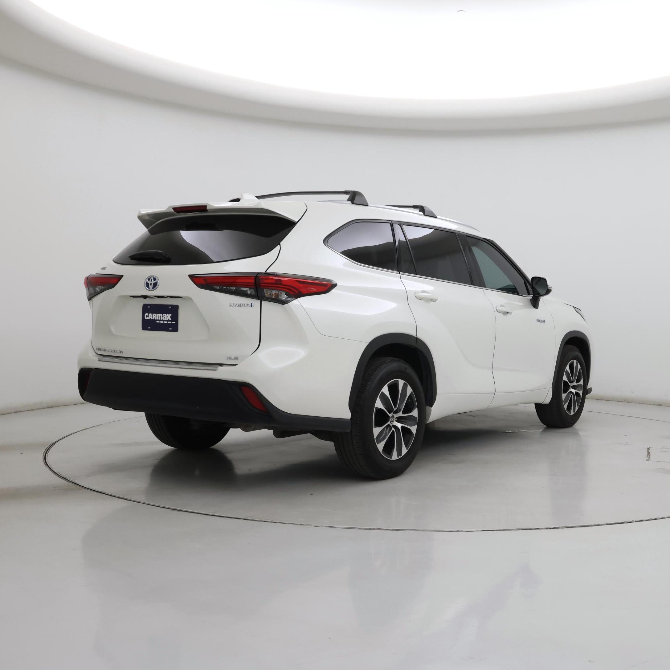 Thumbnail: 2021 Toyota Highlander - 8