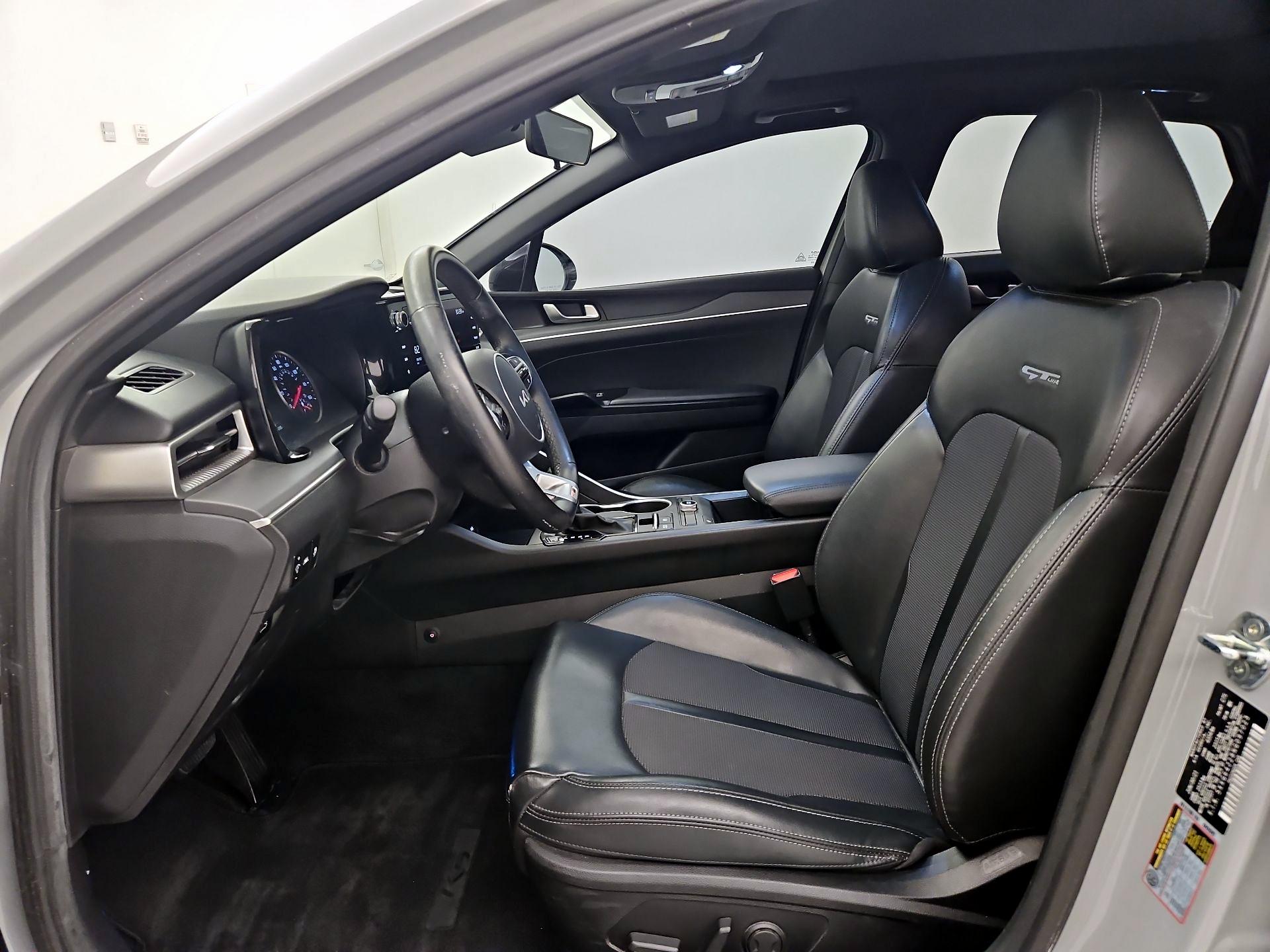 Thumbnail: 2022 Kia K5 - 11