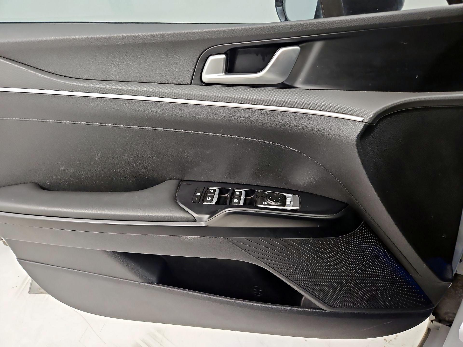 Thumbnail: 2022 Kia K5 - 12