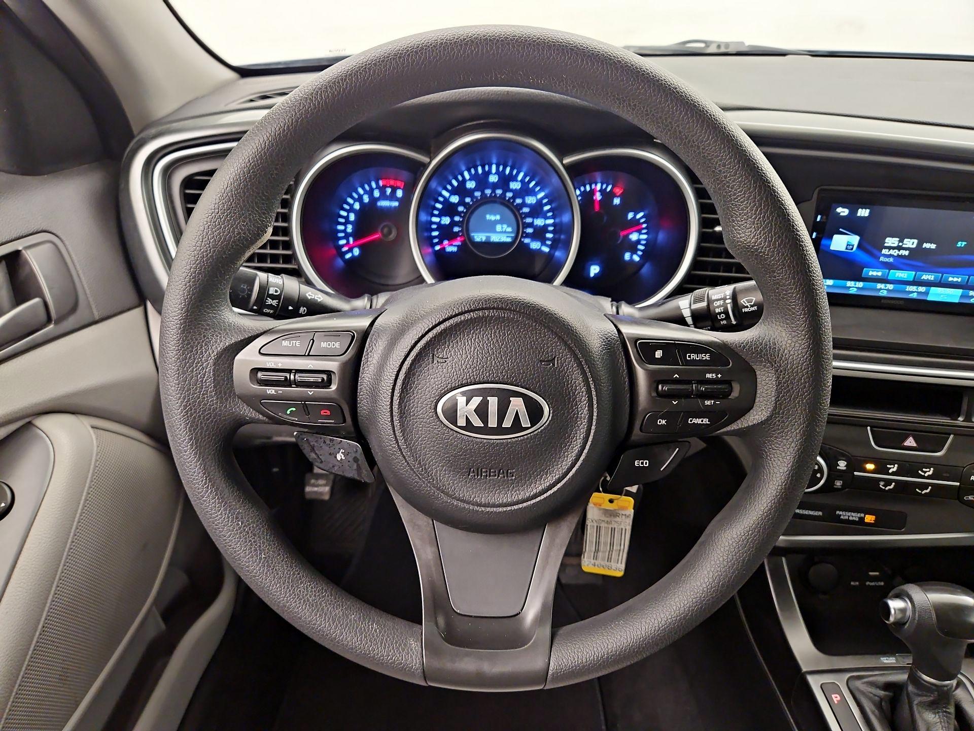 Thumbnail: 2015 Kia Optima - 10