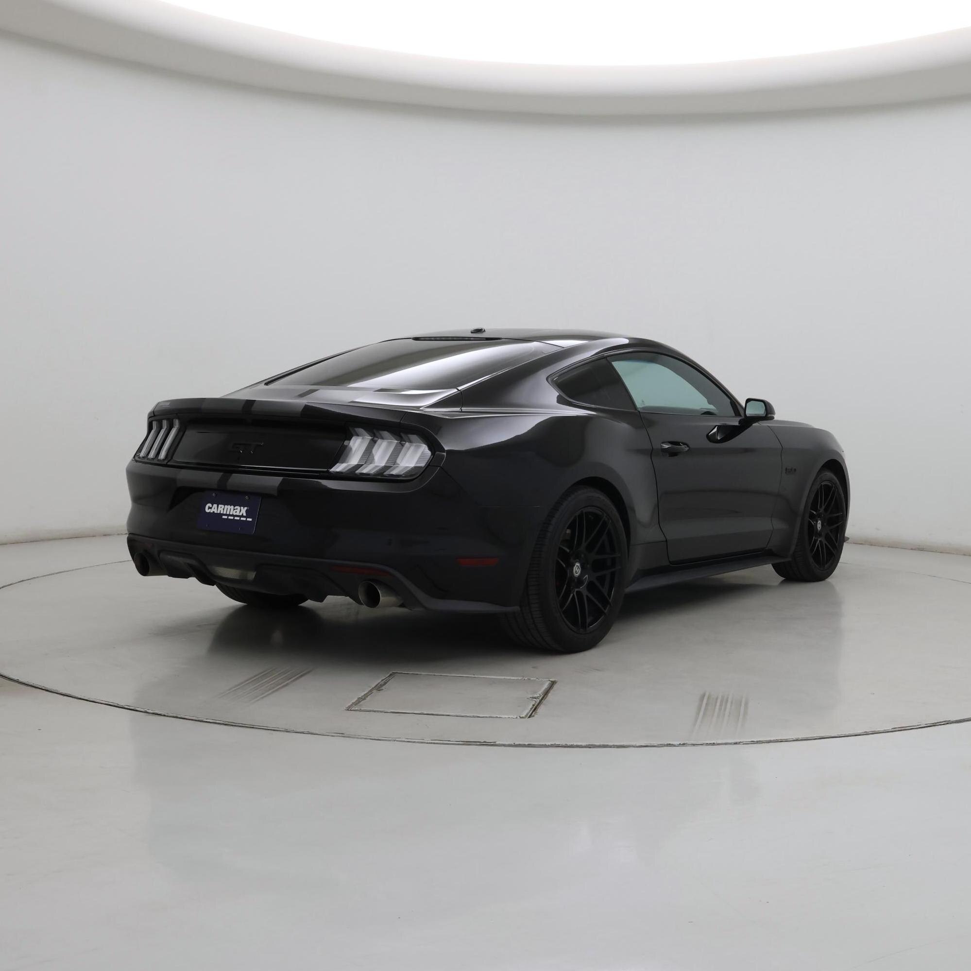 Thumbnail: 2016 Ford Mustang - 8