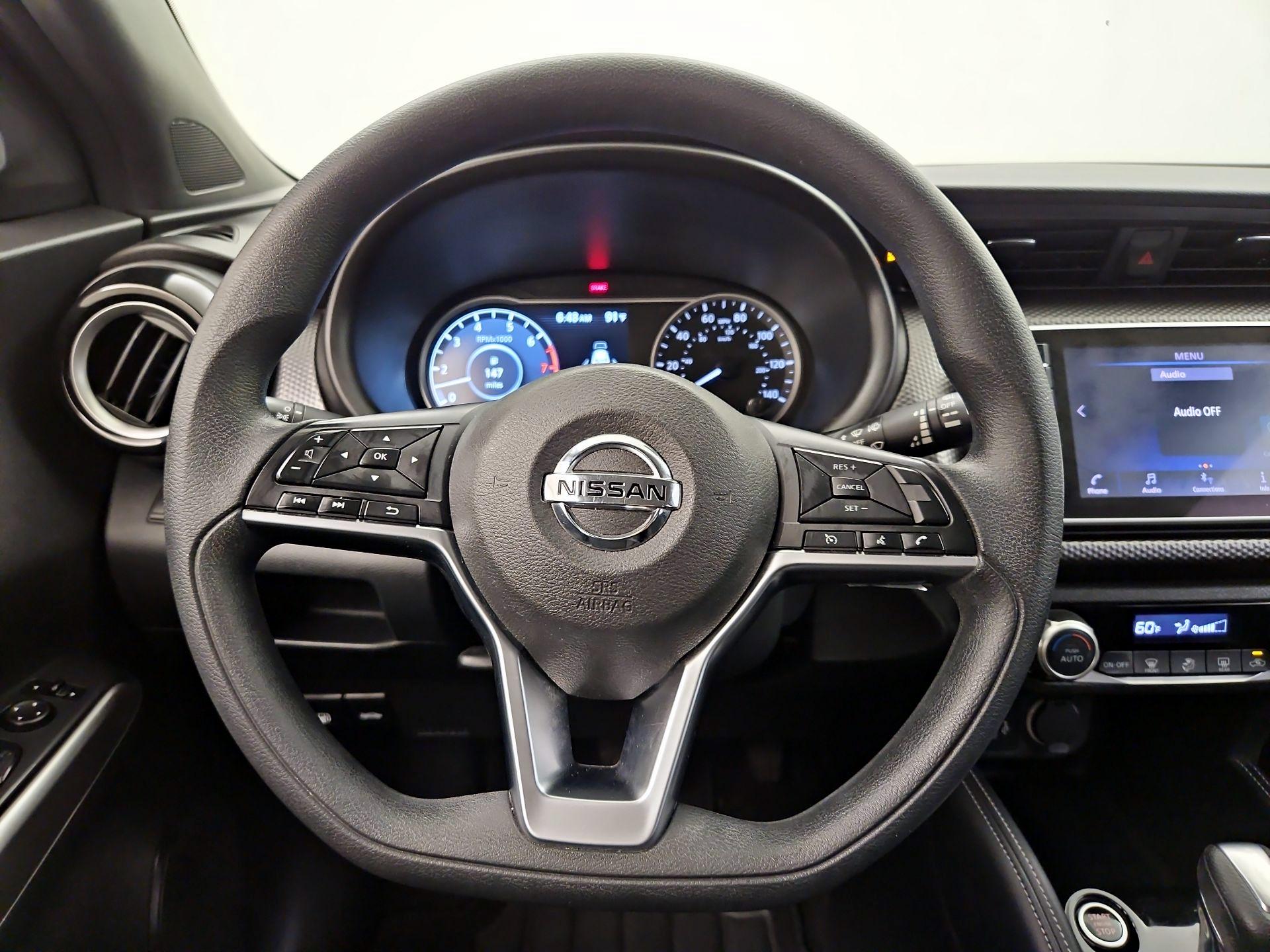 Thumbnail: 2019 Nissan Kicks - 10