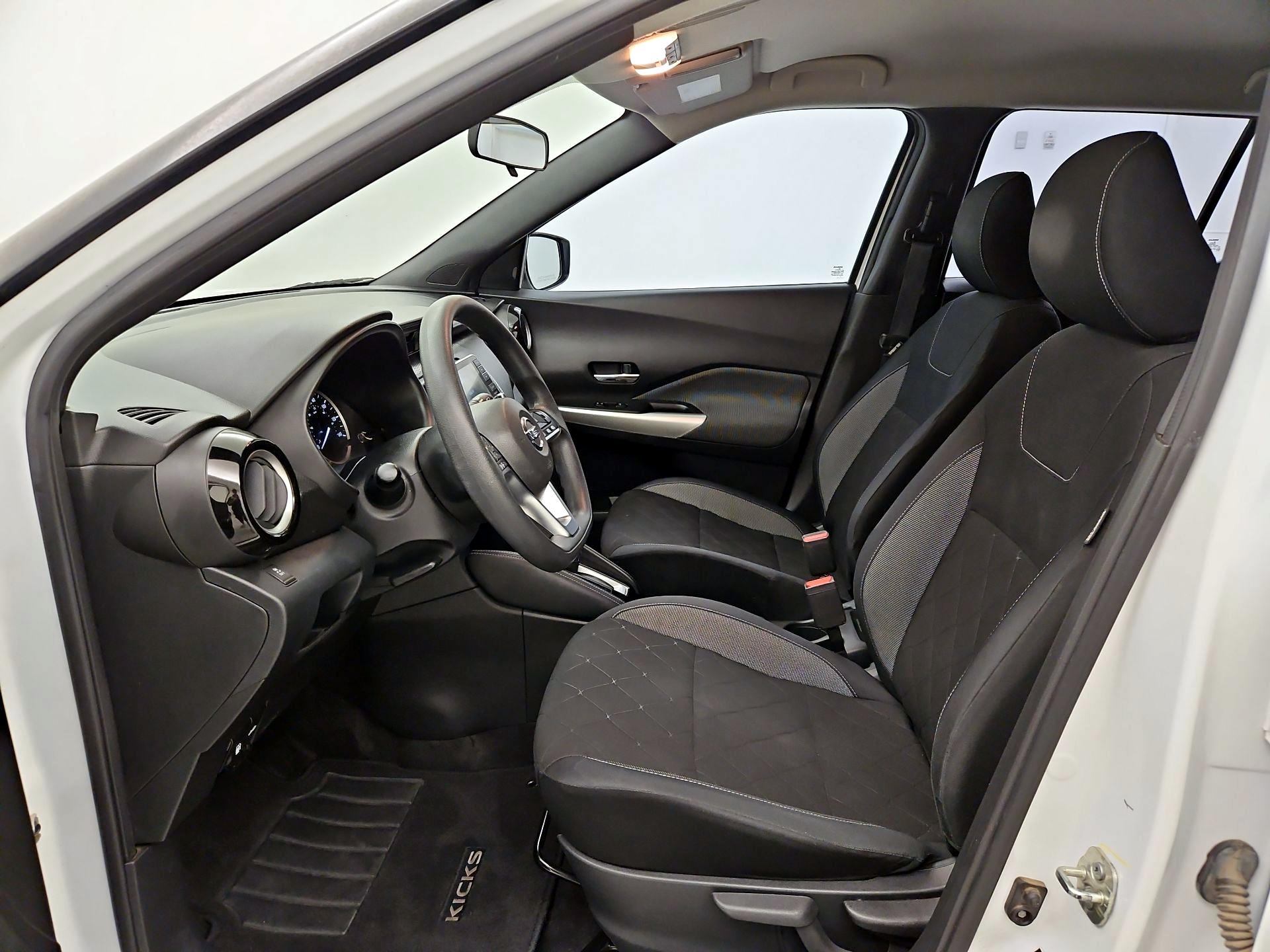 Thumbnail: 2019 Nissan Kicks - 11