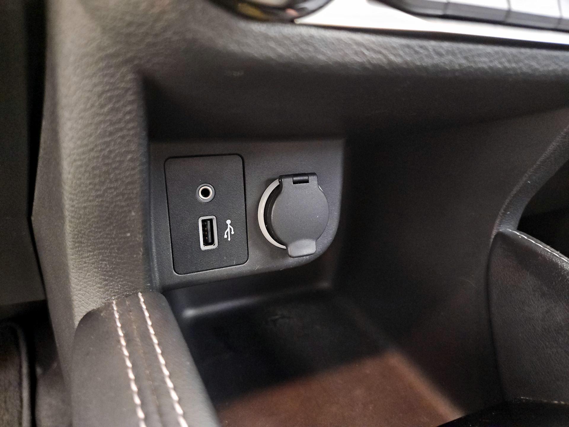 Thumbnail: 2019 Nissan Kicks - 17