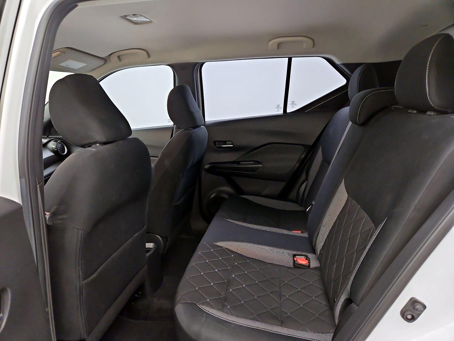 Thumbnail: 2019 Nissan Kicks - 18