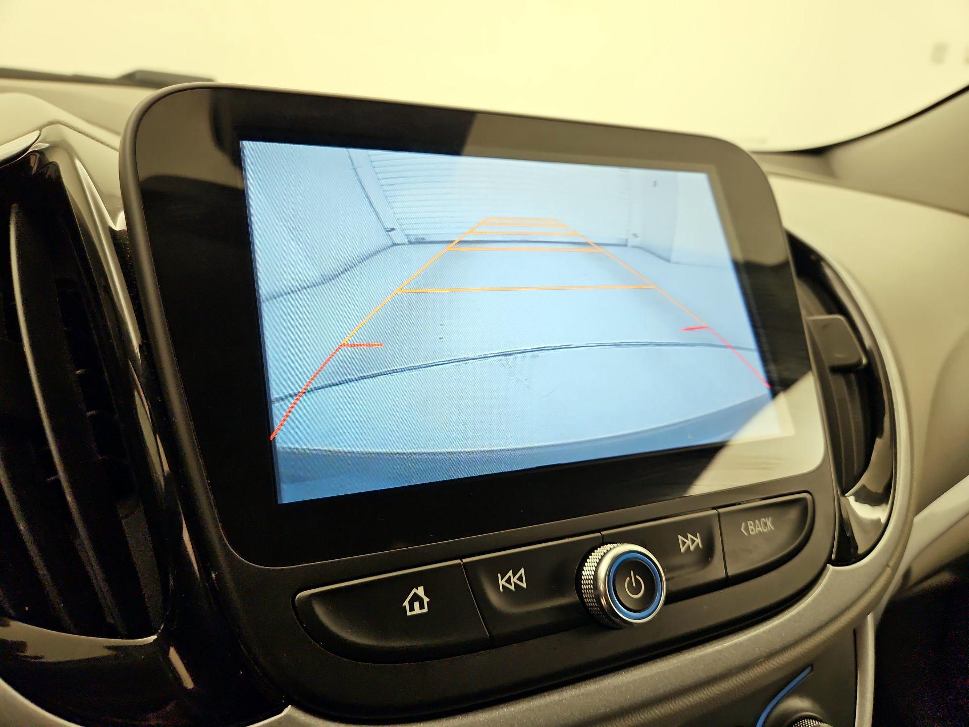 Thumbnail: 2016 Chevrolet Volt - 14