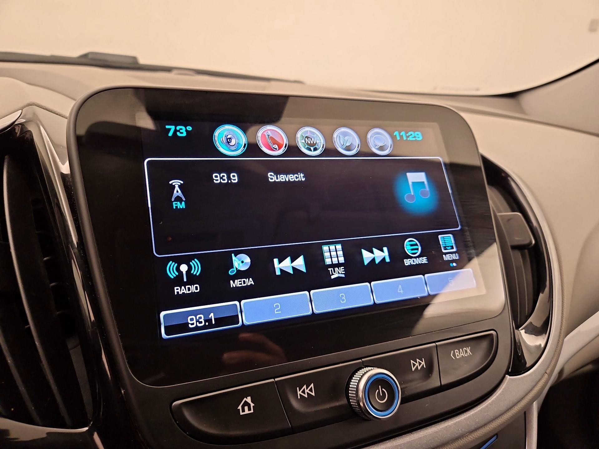 Thumbnail: 2016 Chevrolet Volt - 15