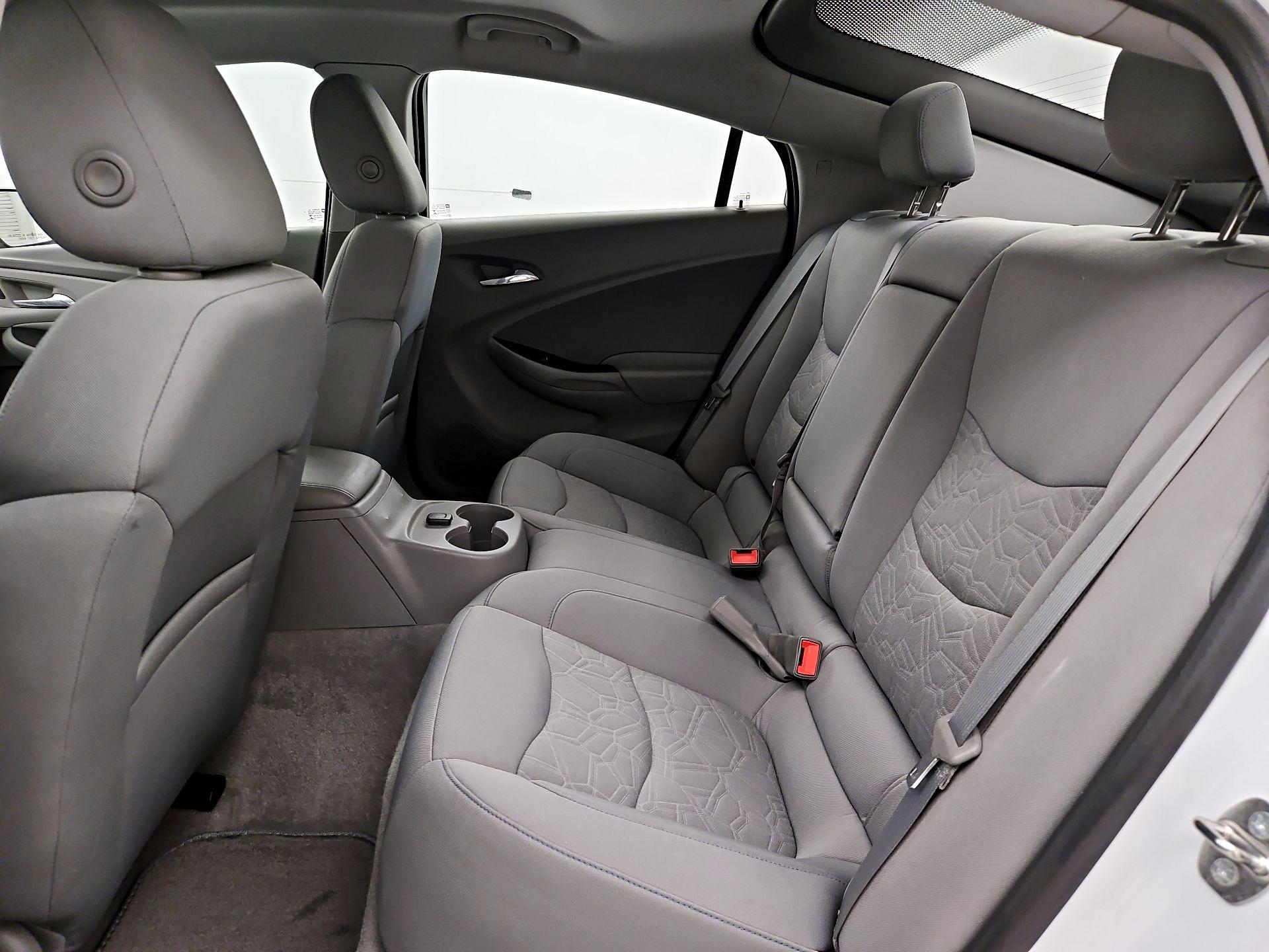 Thumbnail: 2016 Chevrolet Volt - 19