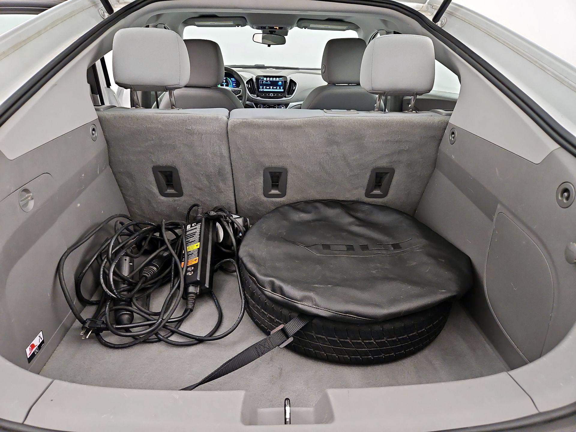 Thumbnail: 2016 Chevrolet Volt - 20