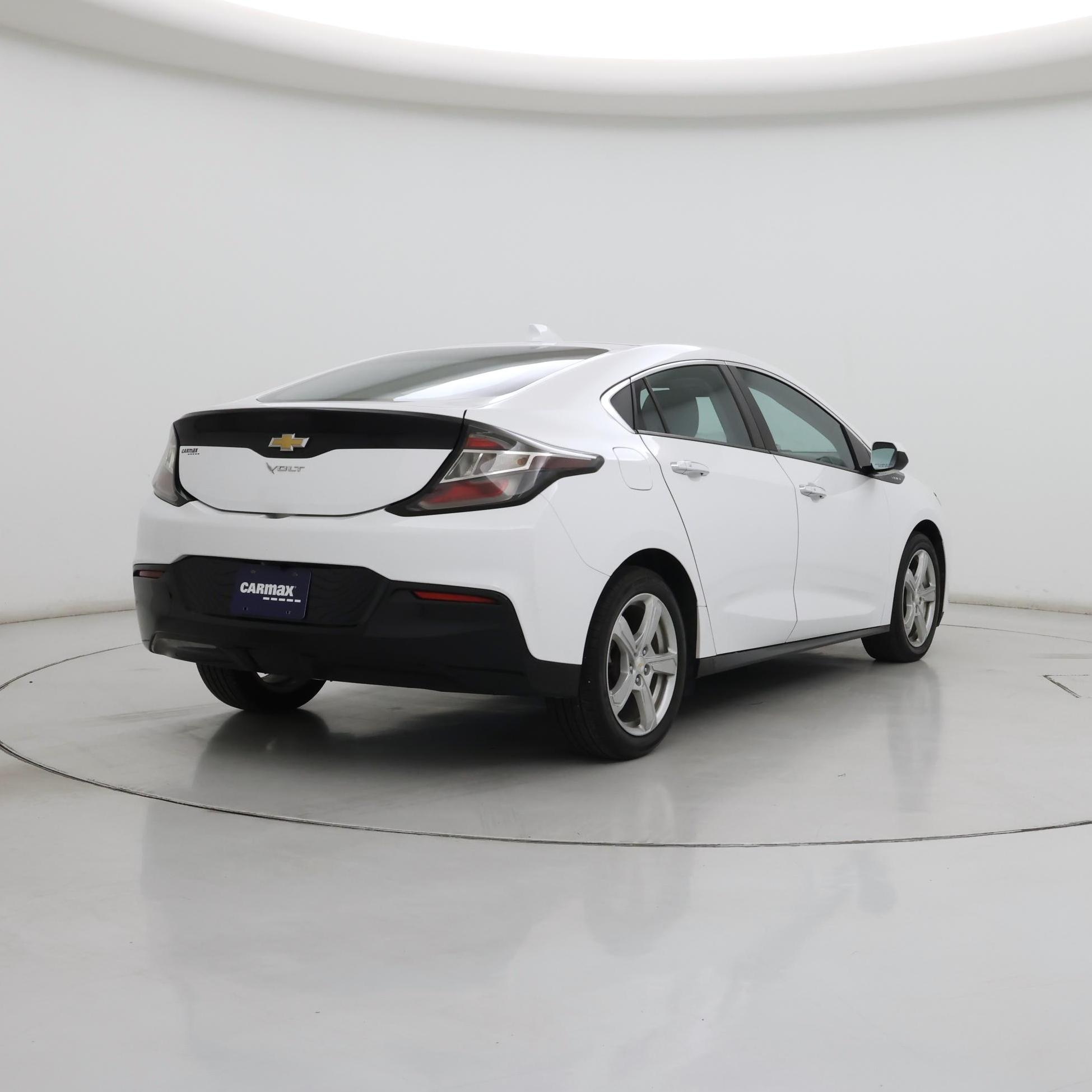 Thumbnail: 2016 Chevrolet Volt - 8