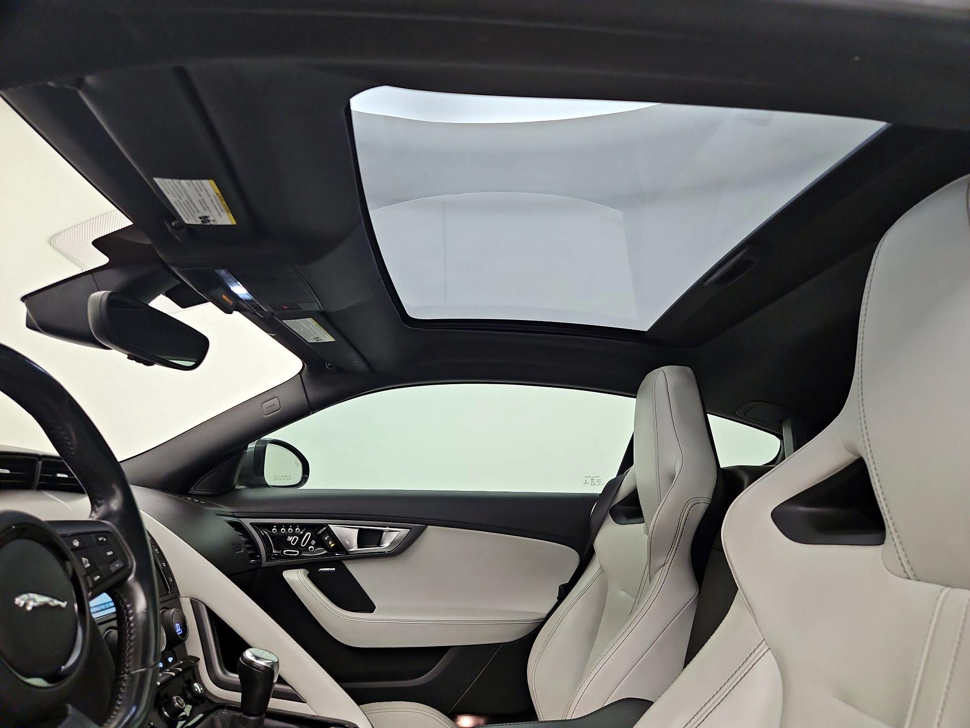 Thumbnail: 2017 Jaguar F-Type - 20
